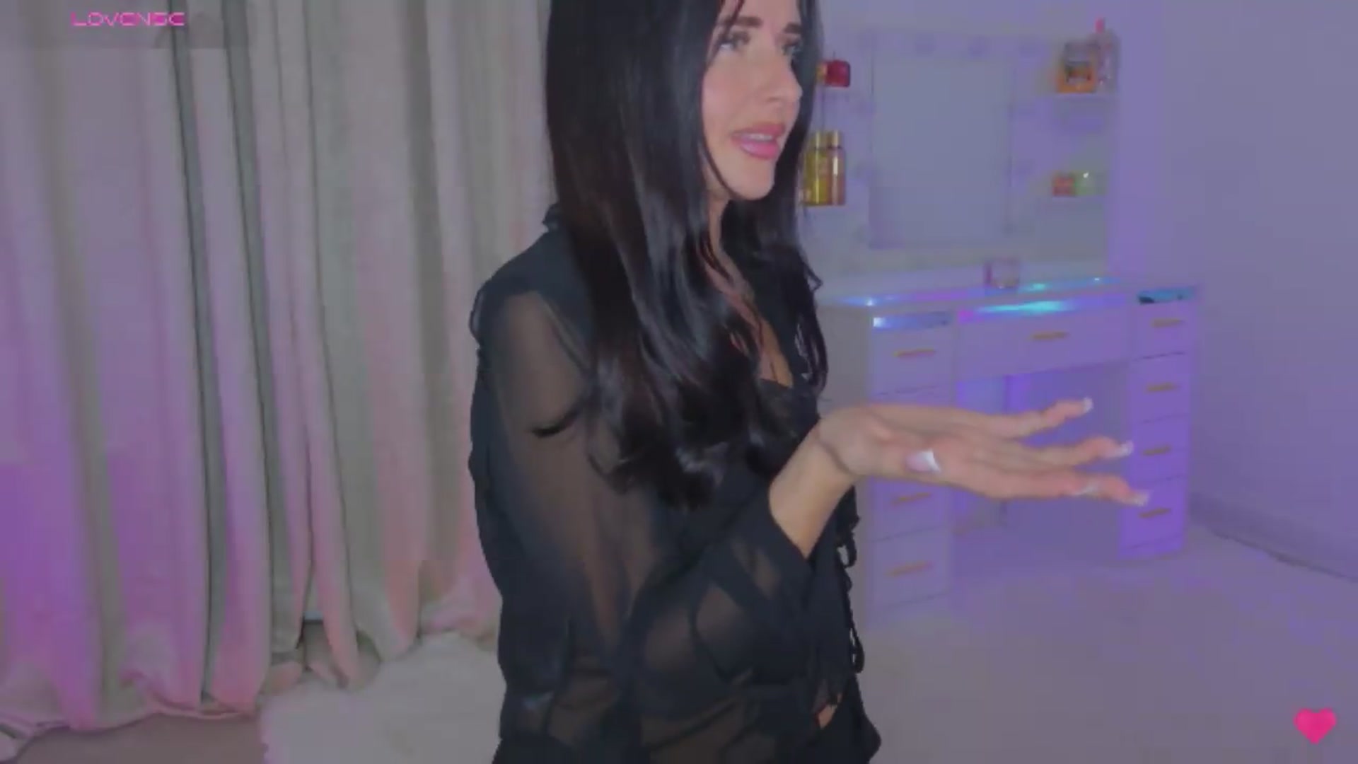 Gallery image thumbnail from Spanks_Wife's myfreecams stream on, 06/14/2026, 24:17 image 5 of 20
