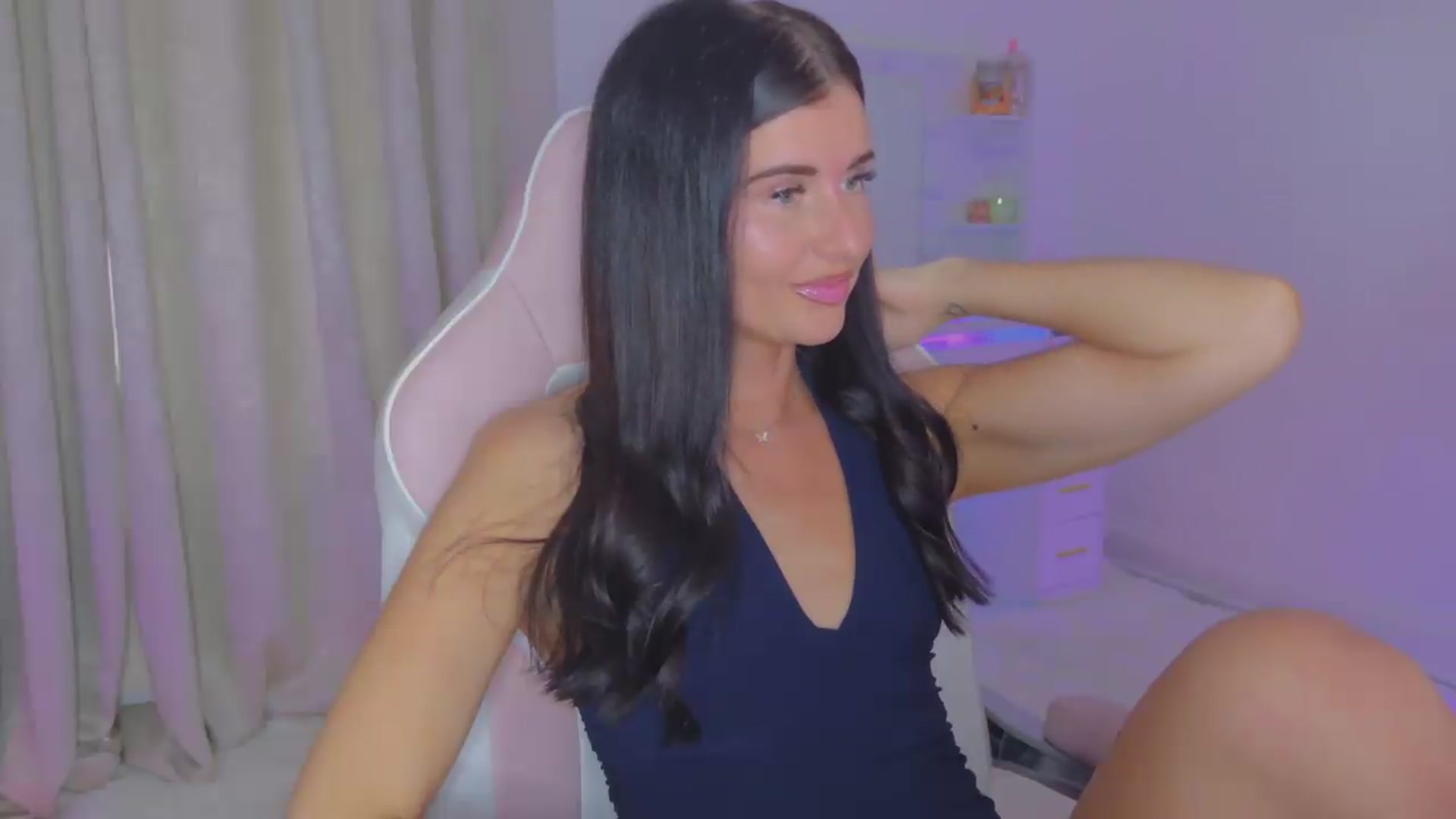 Gallery image thumbnail from Spanks_Wife's myfreecams stream on, 06/15/2026, 16:52 image 3 of 20