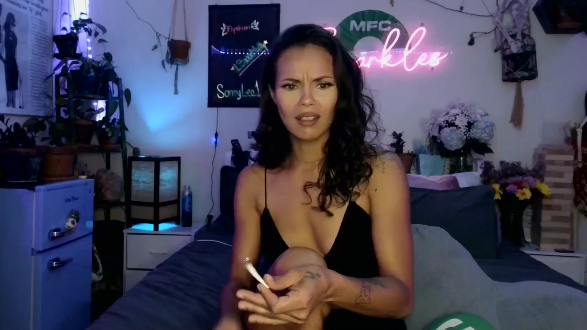 Gallery image thumbnail from Sparkl3s_BDay's myfreecams stream on, 09/12/2025, 08:28 image 5 of 20