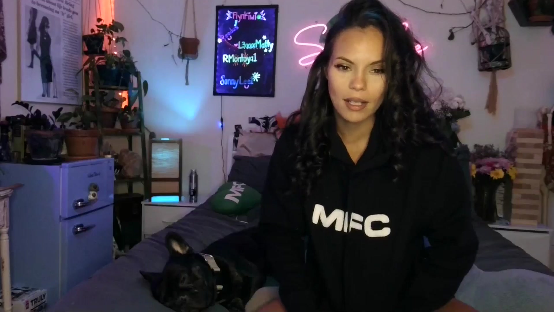 Gallery image thumbnail from Sparkl3s_BDay's myfreecams stream on, 09/16/2025, 08:35 image 13 of 20