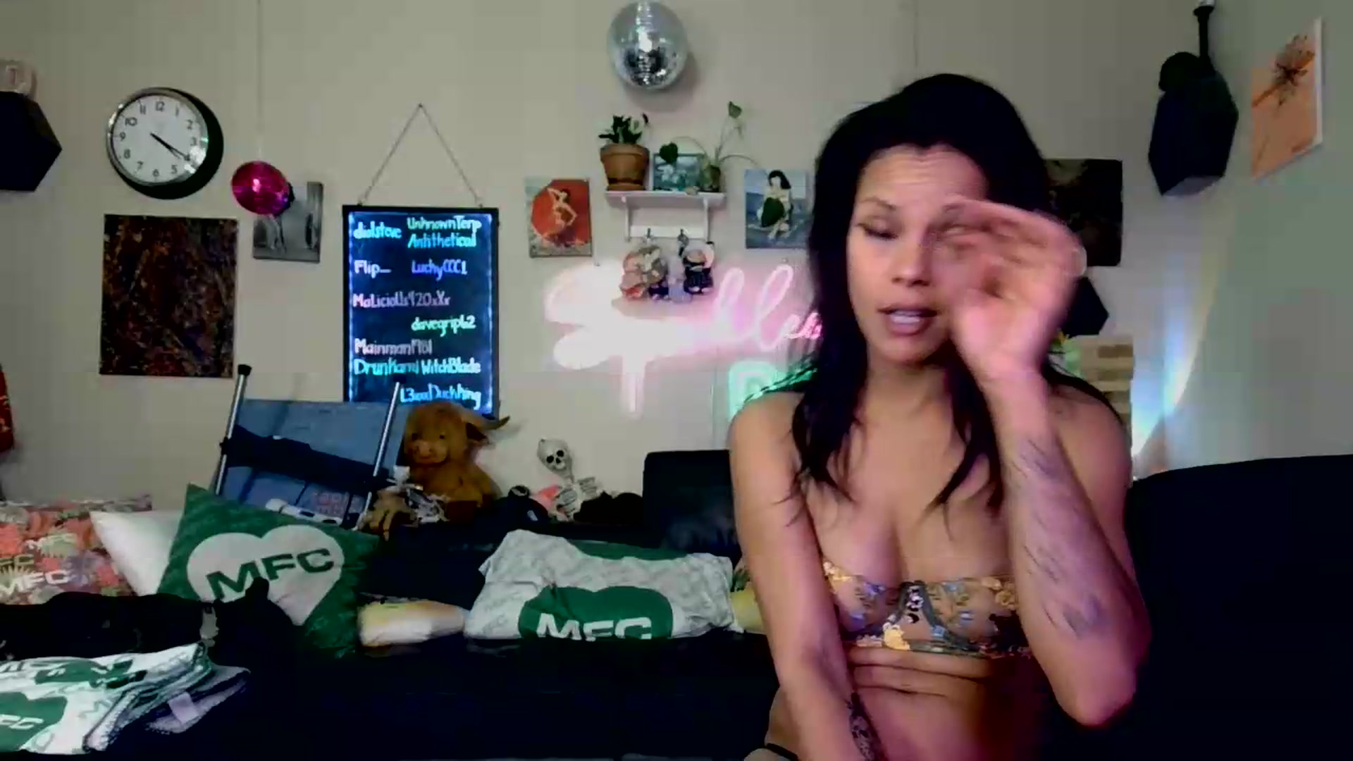 Gallery image thumbnail from Sparkl3s_BDay's myfreecams stream on, 09/14/2026, 09:51 image 20 of 20