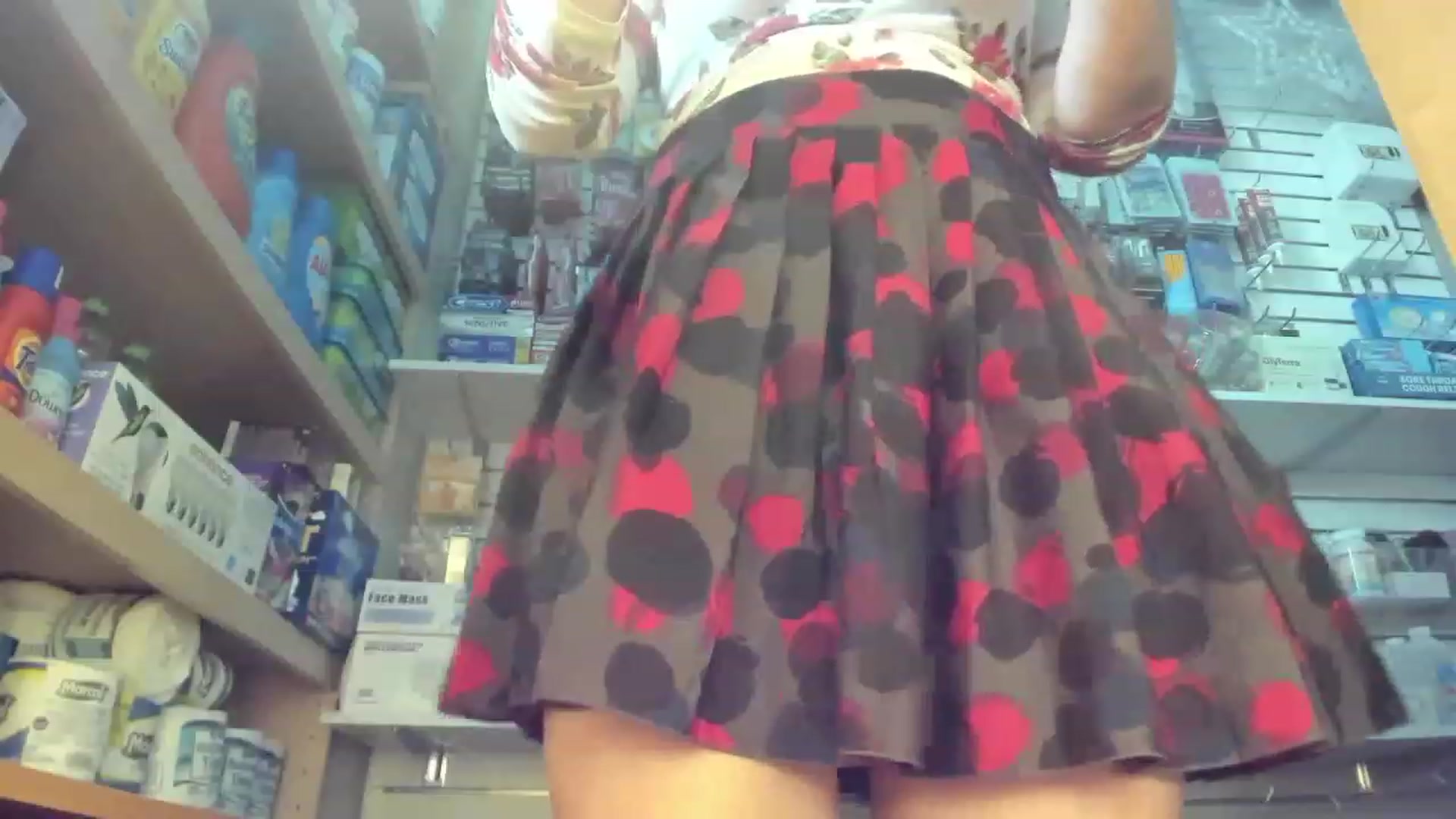 Gallery image thumbnail from SparkleLuLu's myfreecams stream on, 11/28/2022, 19:58 image 16 of 20