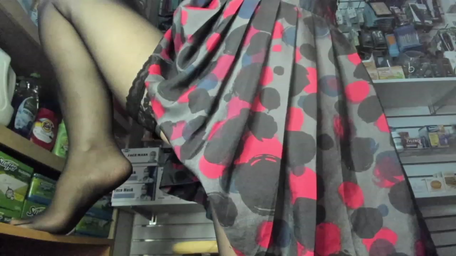 Gallery image thumbnail from SparkleLuLu's myfreecams stream on, 02/02/2024, 20:41 image 15 of 20