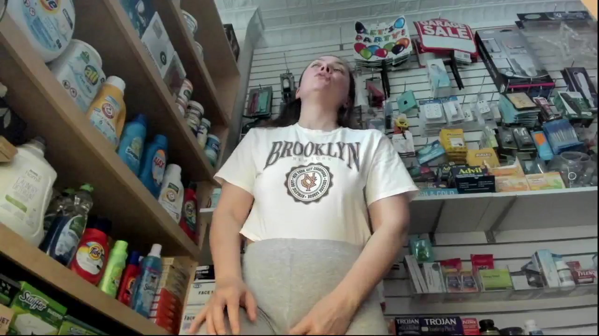 Gallery image thumbnail from SparkleLuLu's myfreecams stream on, 05/09/2024, 22:25 image 10 of 20