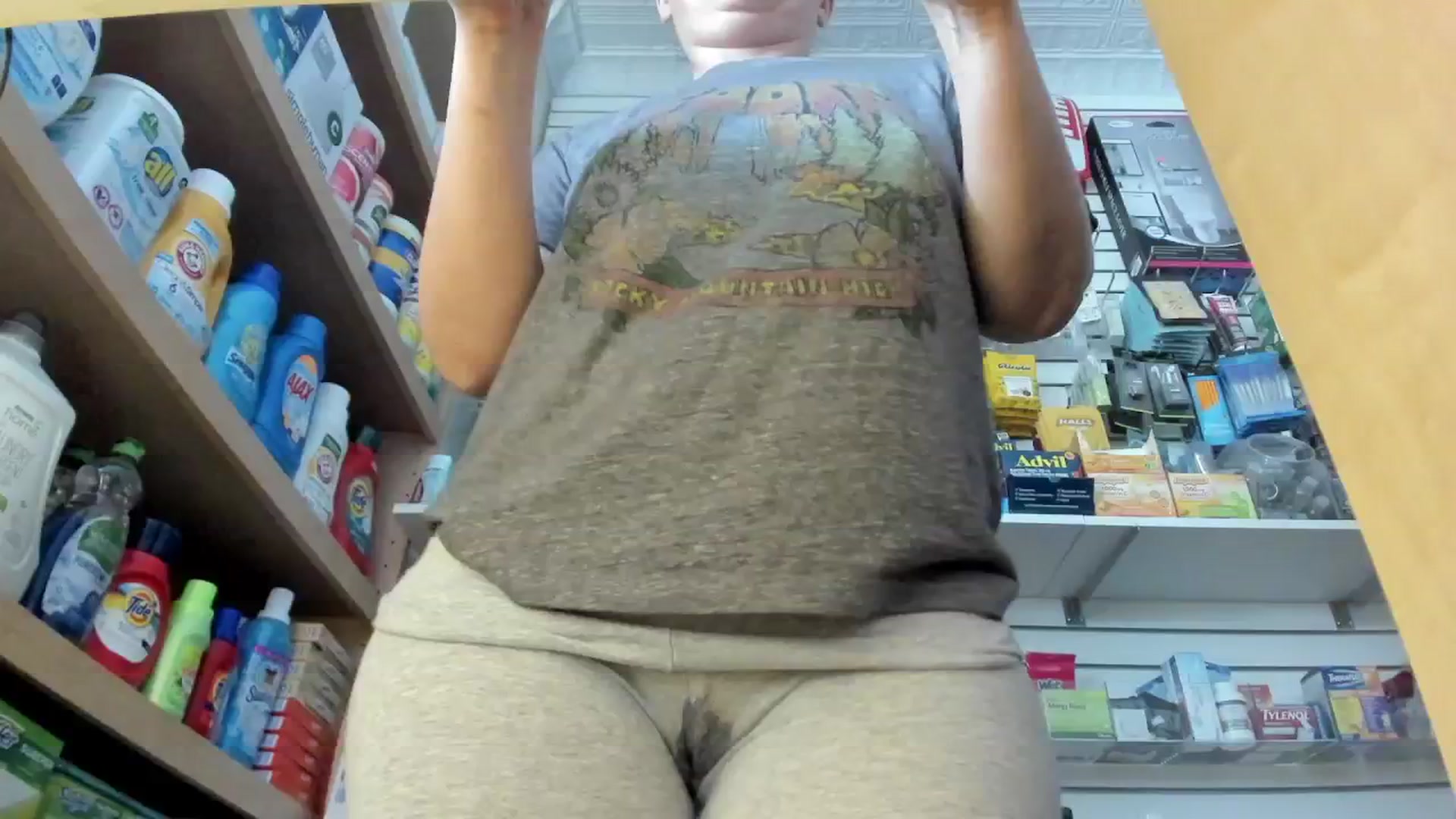 Gallery image thumbnail from SparkleLuLu's myfreecams stream on, 07/25/2024, 21:17 image 9 of 20