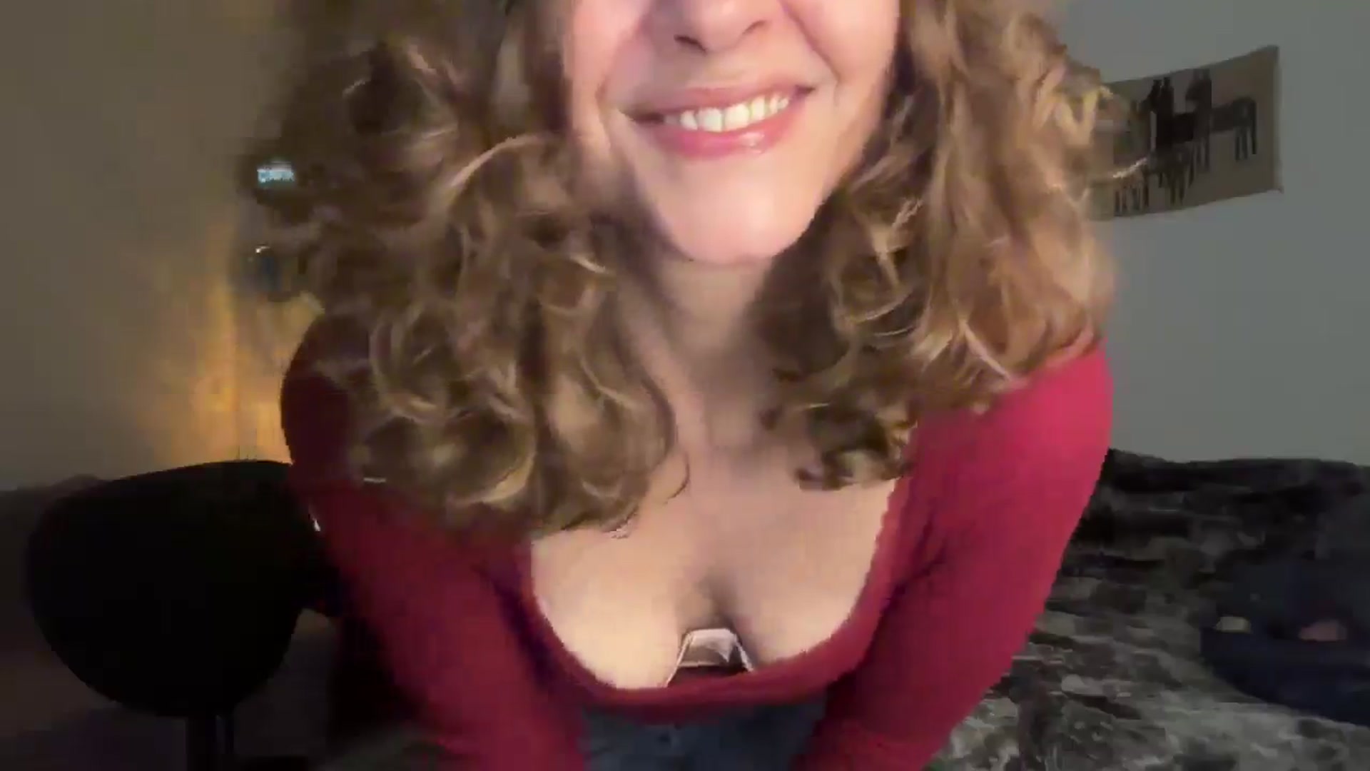 Gallery image thumbnail from Sparklefairy's myfreecams stream on, 04/02/2026, 13:38 image 7 of 20