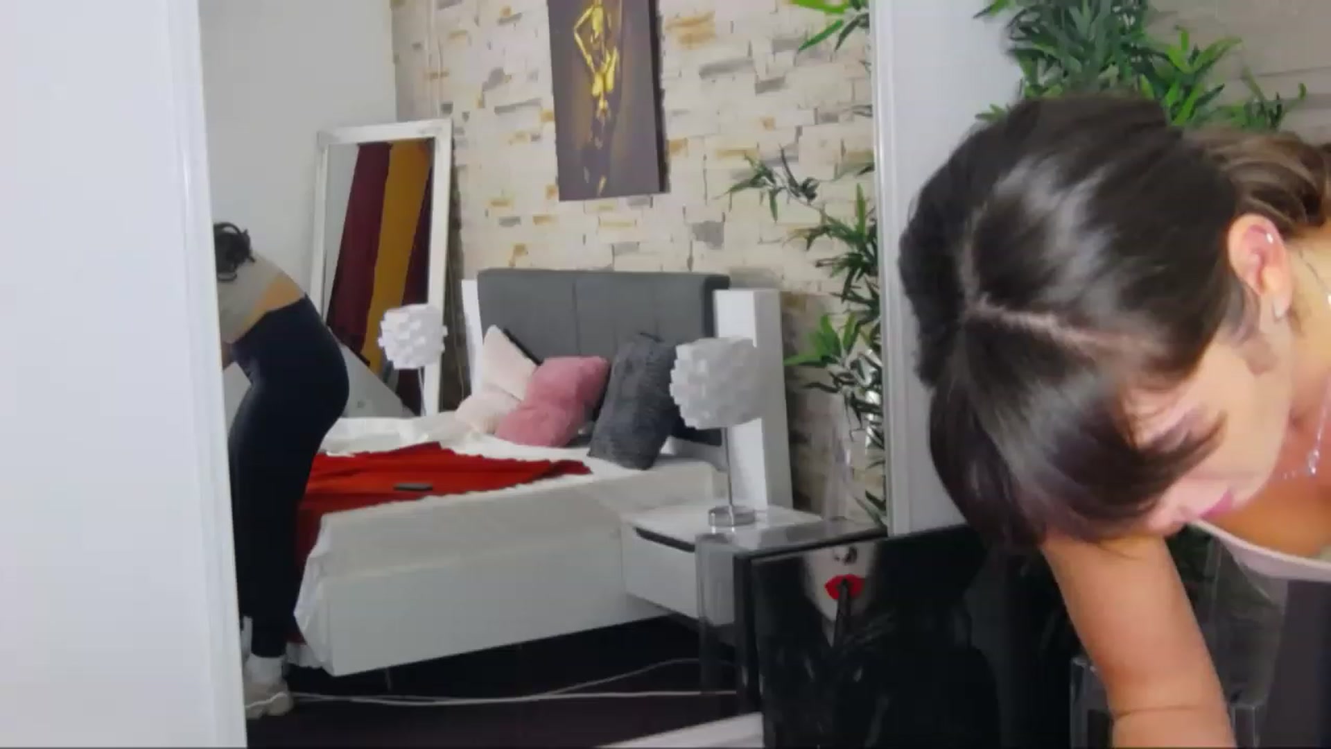 Gallery image thumbnail from SparklingN's myfreecams stream on, 11/17/2022, 15:34 image 17 of 20
