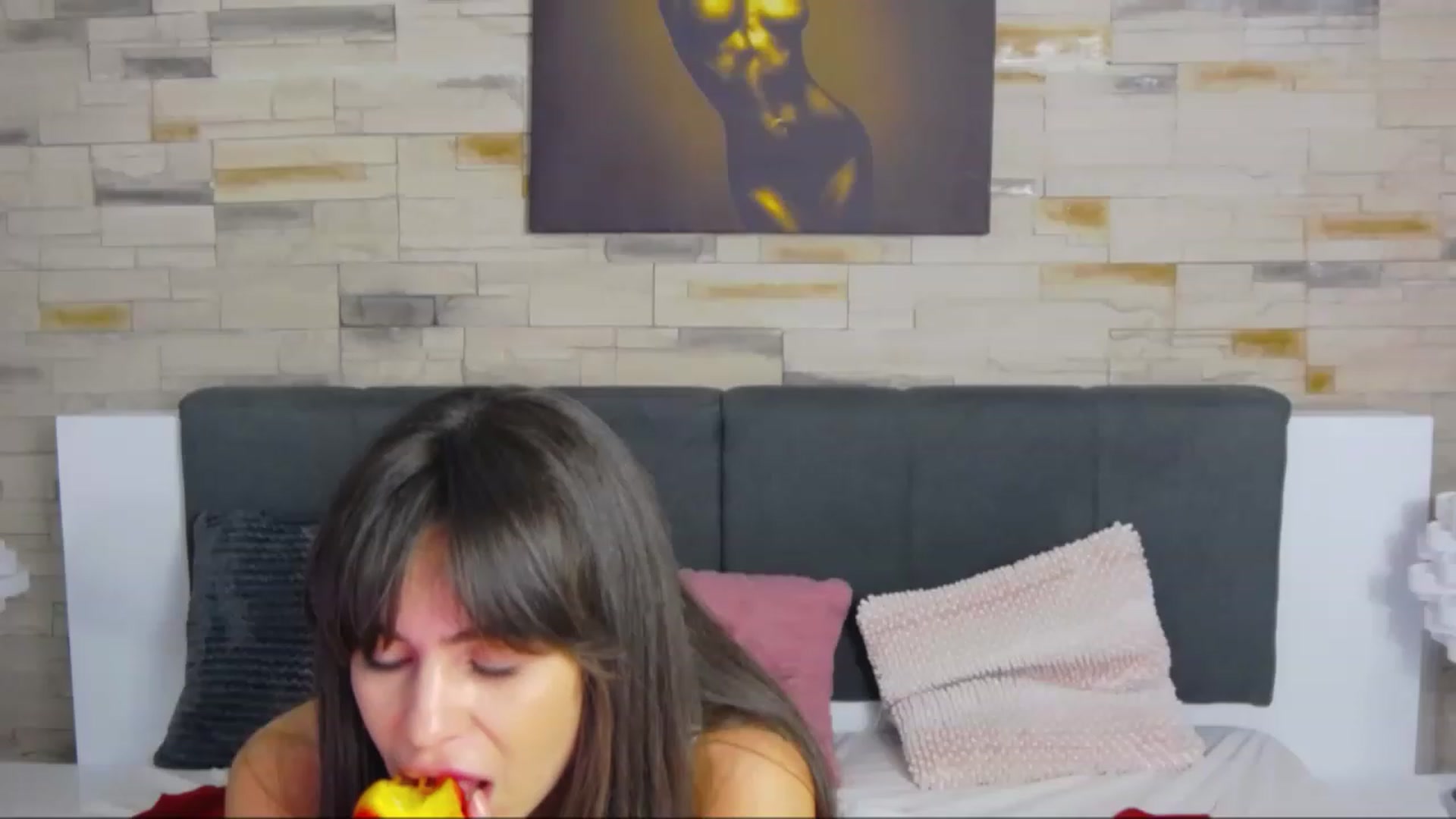 Gallery image thumbnail from SparklingN's myfreecams stream on, 11/17/2022, 15:34 image 19 of 20