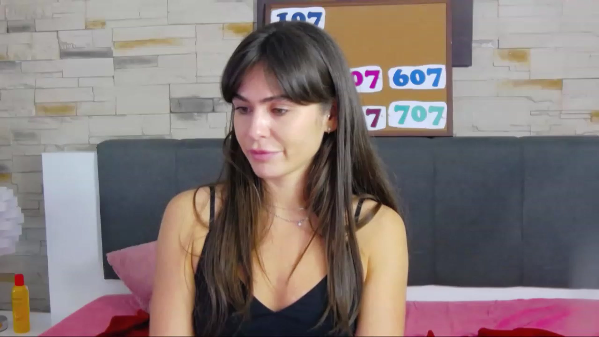 Gallery image thumbnail from SparklingN's myfreecams stream on, 11/22/2022, 15:21 image 18 of 20