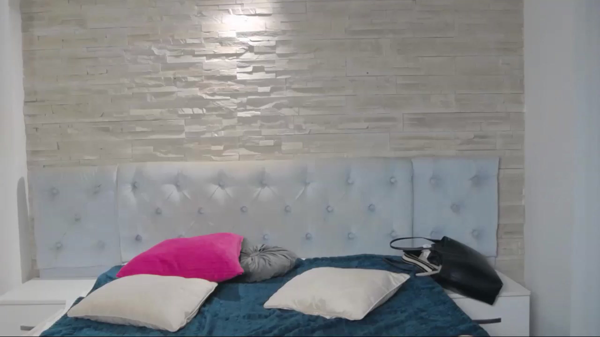 Gallery image thumbnail from SparklingN's myfreecams stream on, 11/28/2022, 17:57 image 10 of 20