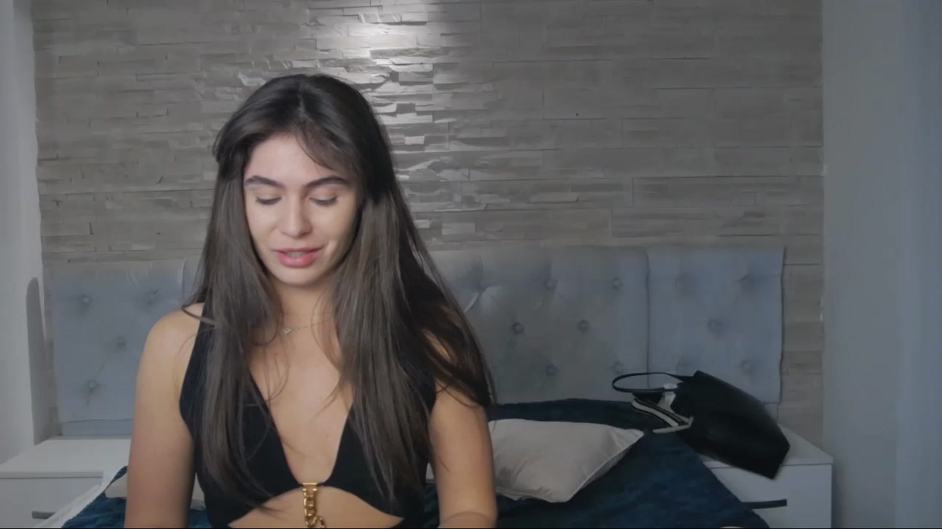 Gallery image thumbnail from SparklingN's myfreecams stream on, 11/28/2022, 17:57 image 8 of 20