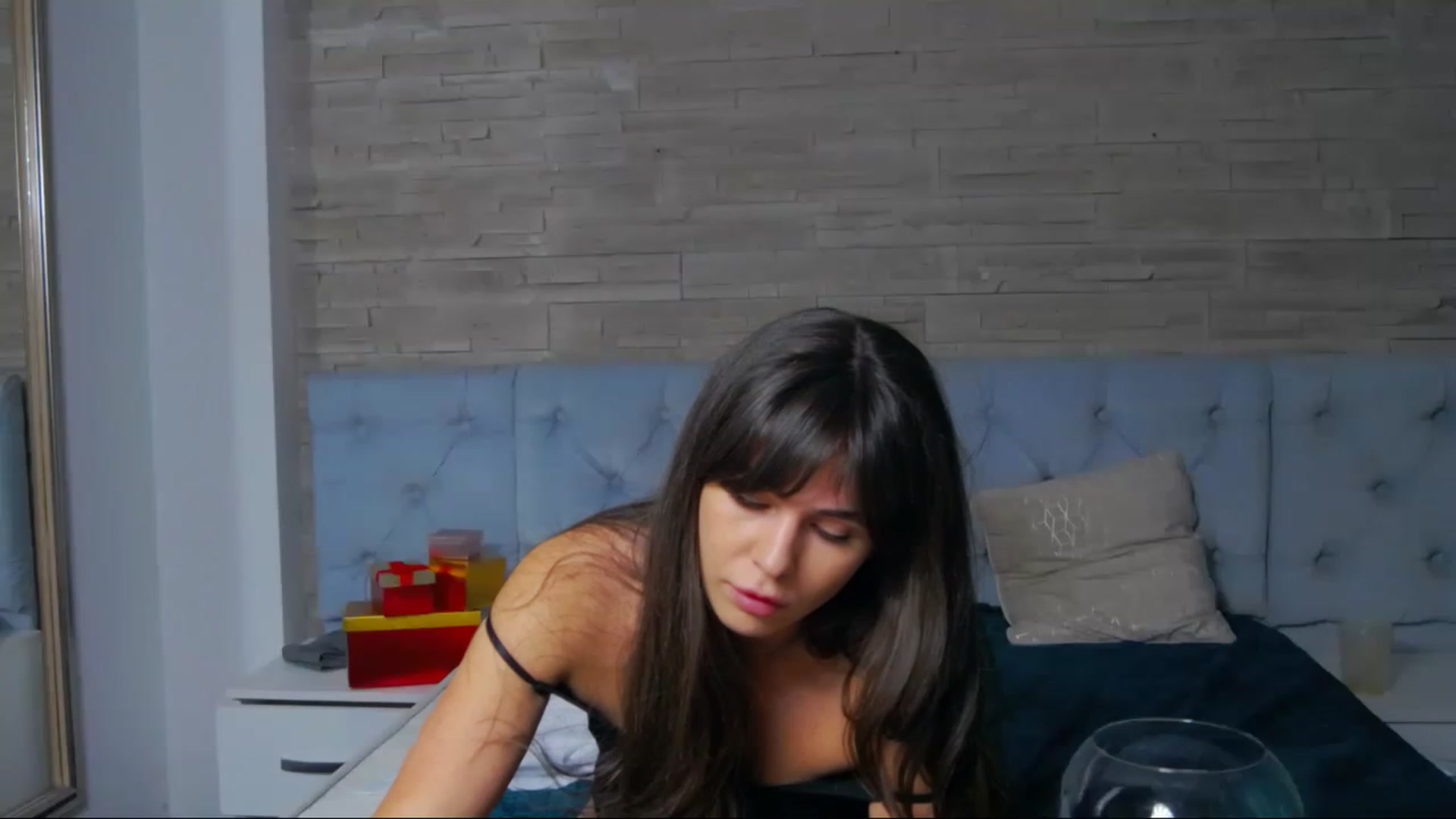 Gallery image thumbnail from SparklingN's myfreecams stream on, 12/05/2022, 17:10 image 16 of 20