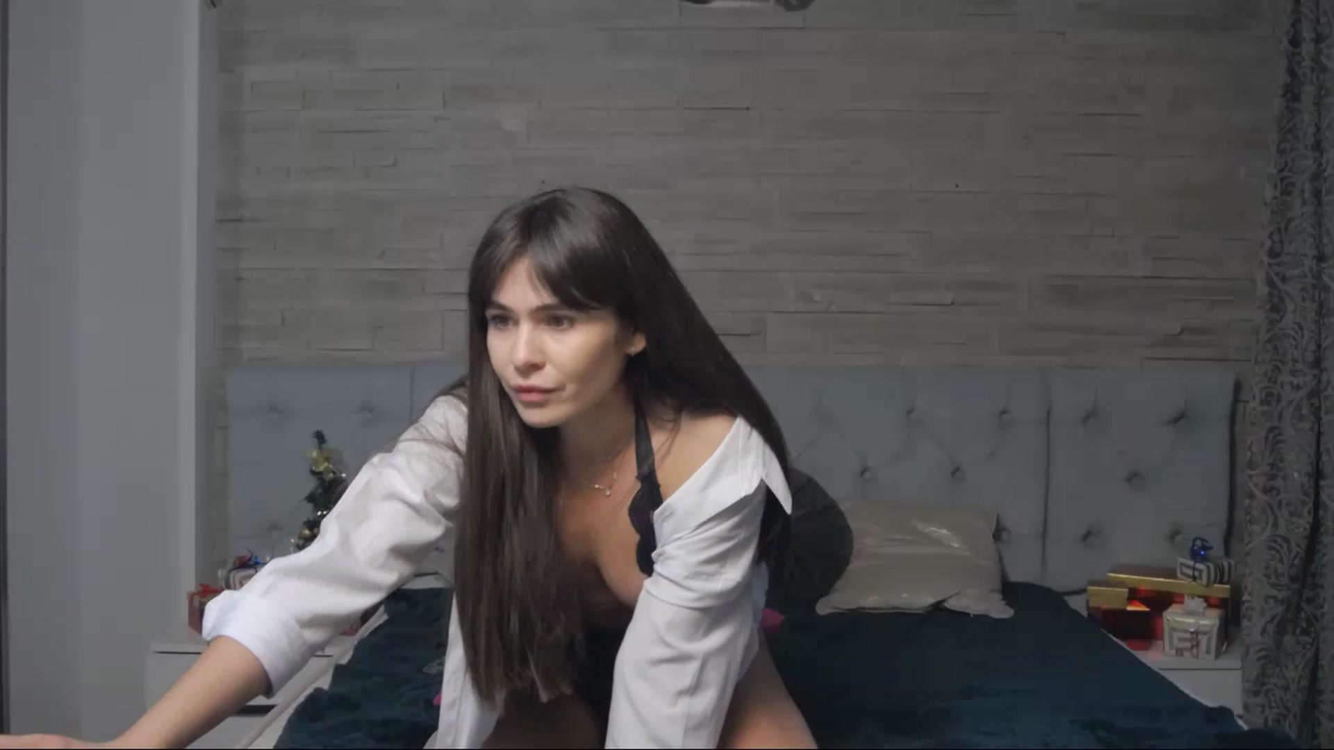 Gallery image thumbnail from SparklingN's myfreecams stream on, 12/10/2022, 14:40 image 8 of 20