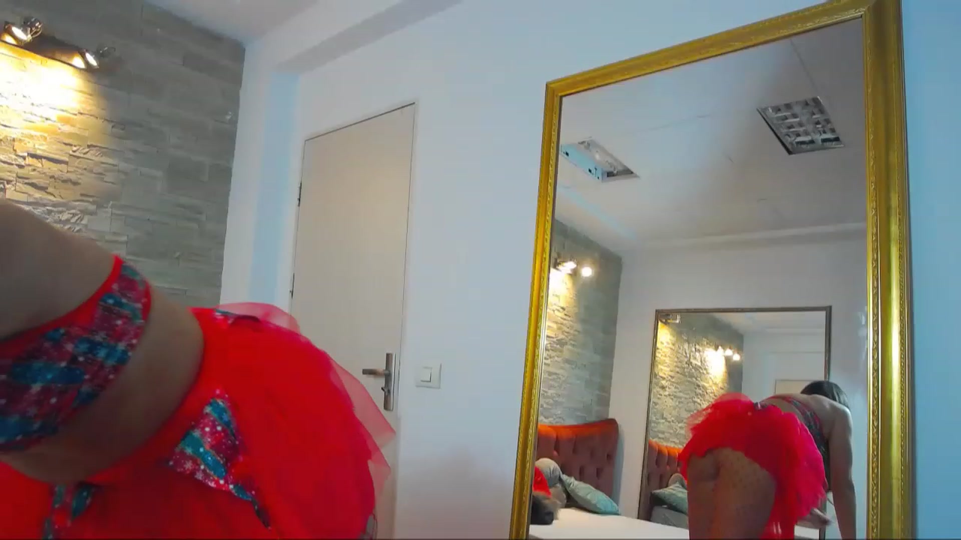 Gallery image thumbnail from SparklingN's myfreecams stream on, 12/15/2022, 13:30 image 13 of 20
