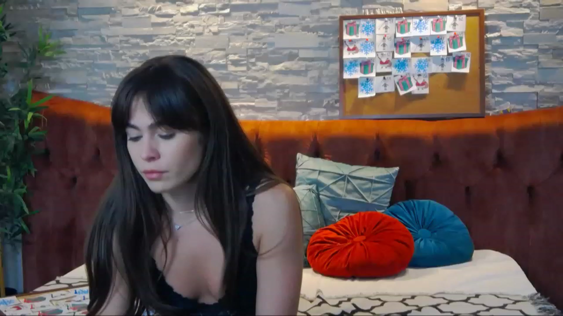 Gallery image thumbnail from SparklingN's myfreecams stream on, 12/19/2022, 13:35 image 19 of 20
