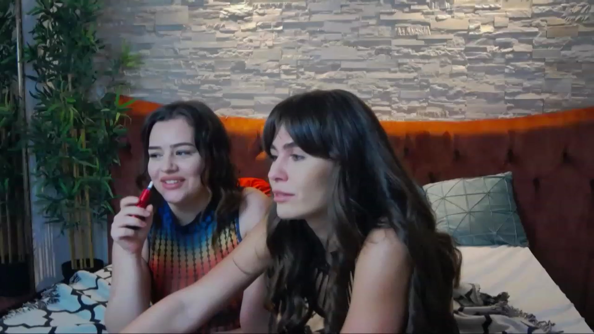 Gallery image thumbnail from SparklingN's myfreecams stream on, 12/20/2022, 19:02 image 7 of 20