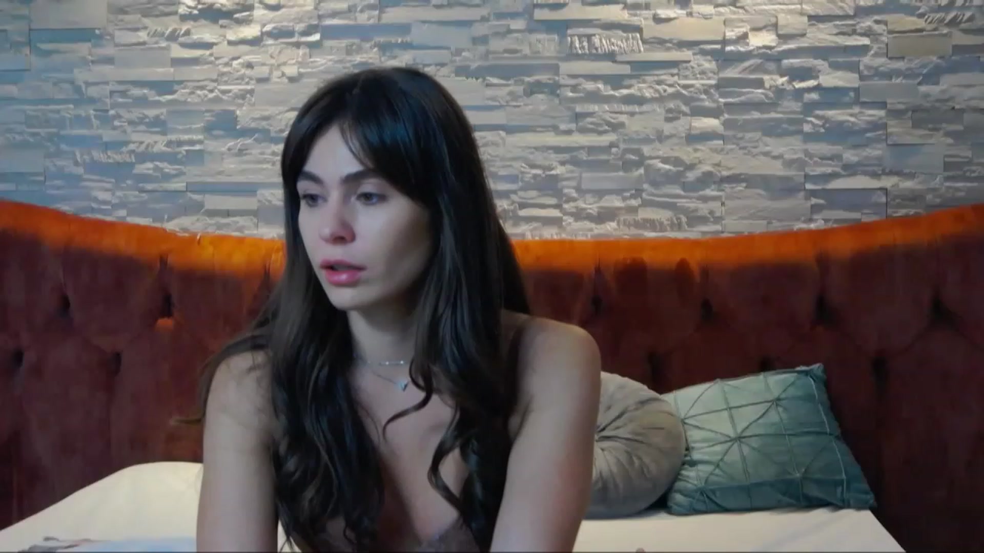 Gallery image thumbnail from SparklingN's myfreecams stream on, 12/21/2022, 17:20 image 10 of 20