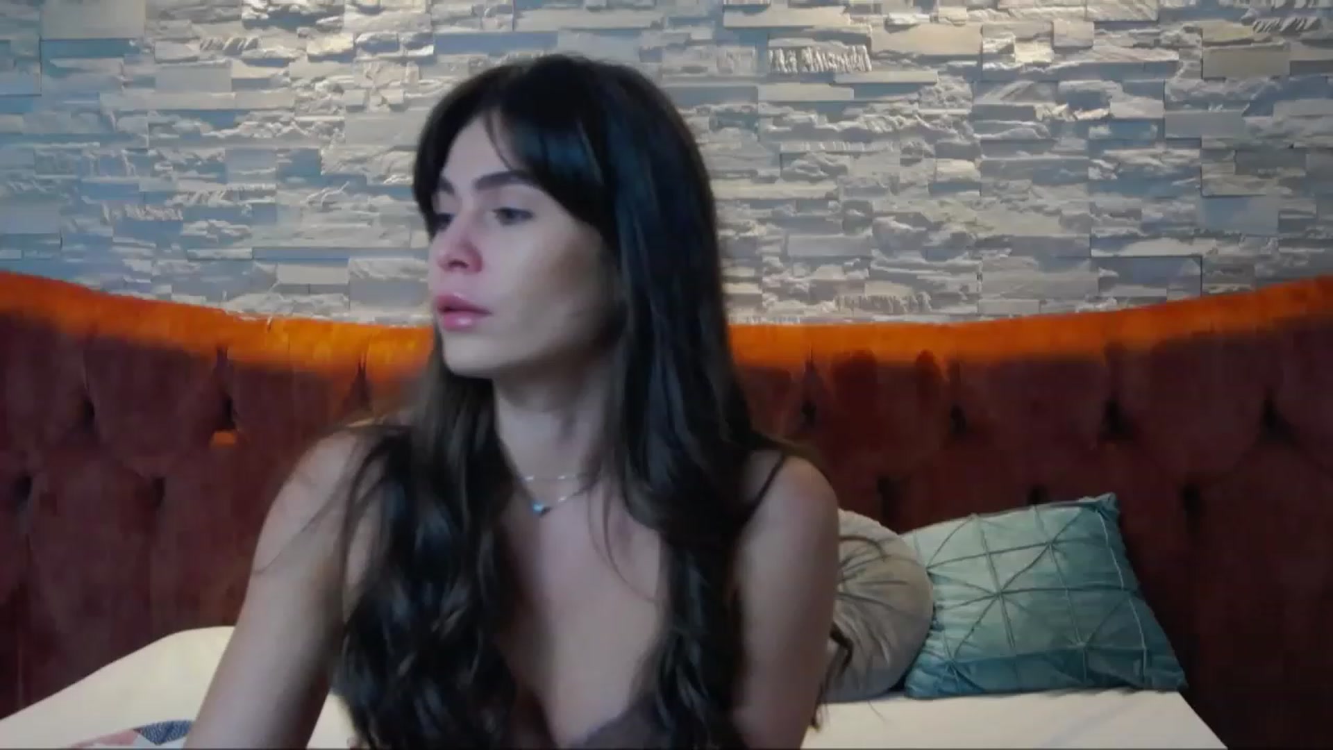 Gallery image thumbnail from SparklingN's myfreecams stream on, 12/21/2022, 19:07 image 7 of 20