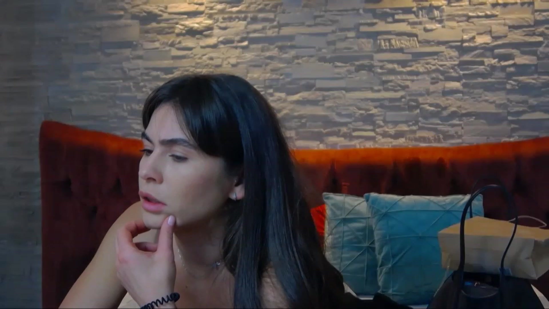 Gallery image thumbnail from SparklingN's myfreecams stream on, 12/22/2022, 14:41 image 11 of 20