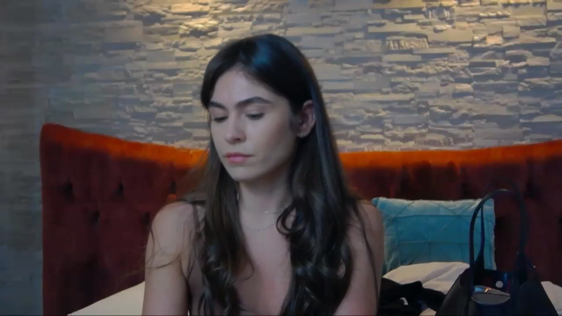 Gallery image thumbnail from SparklingN's myfreecams stream on, 12/22/2022, 14:41 image 6 of 20