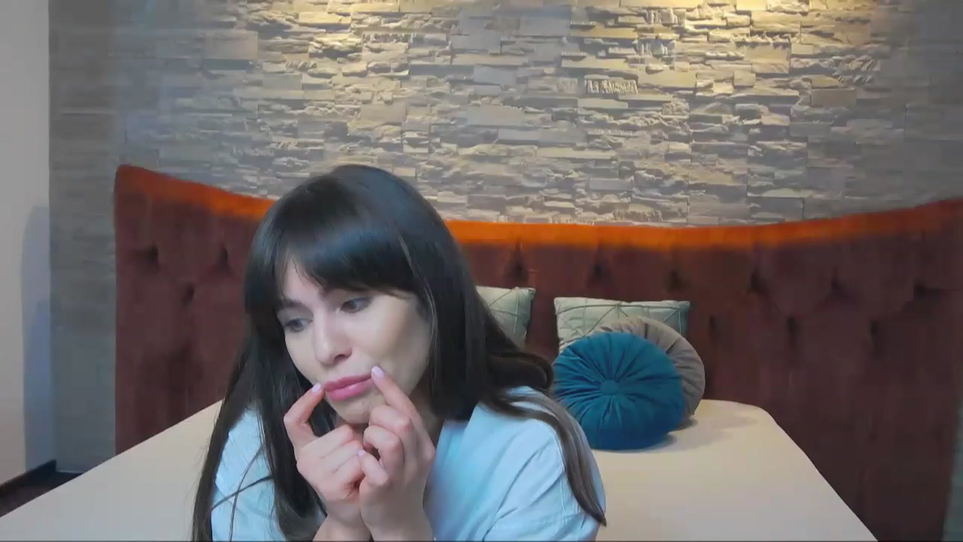 Gallery image thumbnail from SparklingN's myfreecams stream on, 01/04/2023, 17:09 image 5 of 20