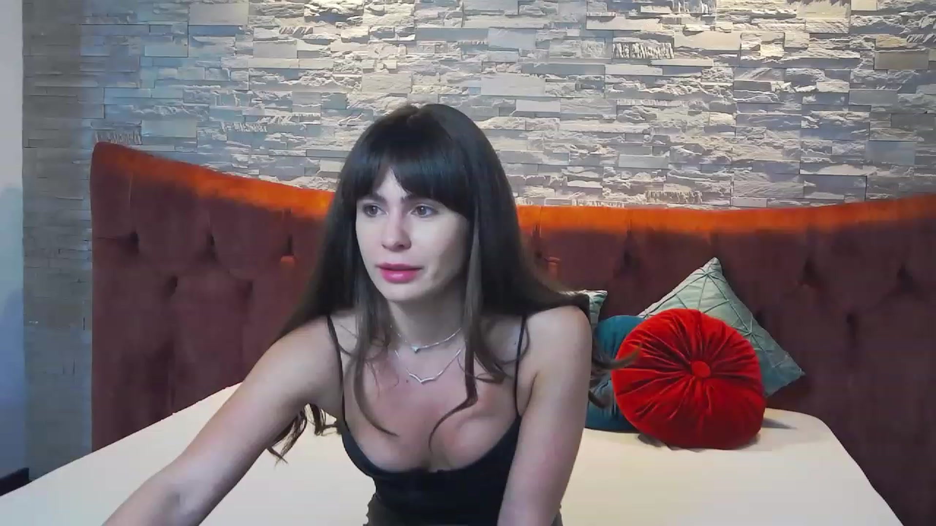 Gallery image thumbnail from SparklingN's myfreecams stream on, 01/06/2023, 16:23 image 8 of 20