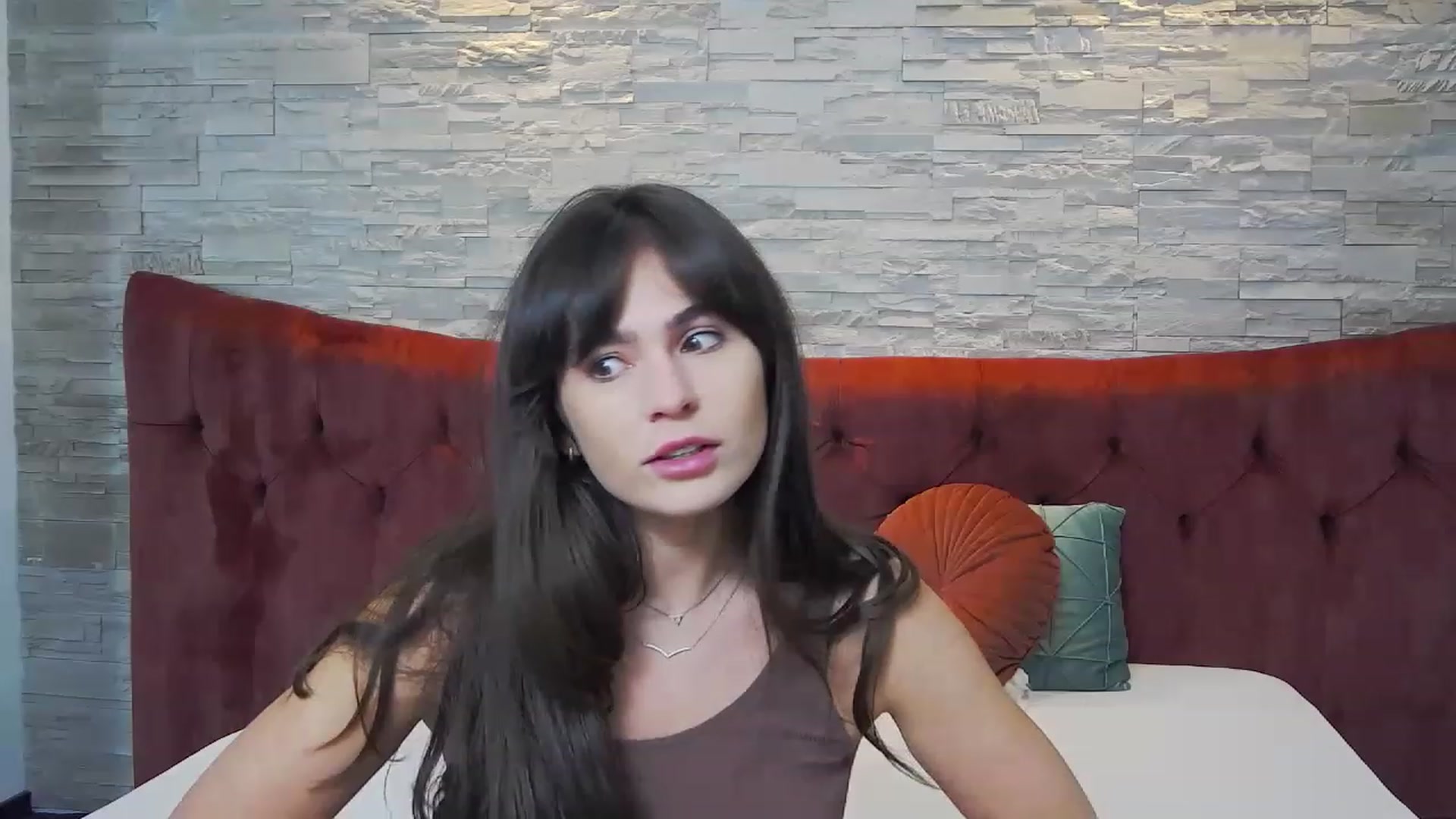 Gallery image thumbnail from SparklingN's myfreecams stream on, 01/17/2023, 18:21 image 3 of 20