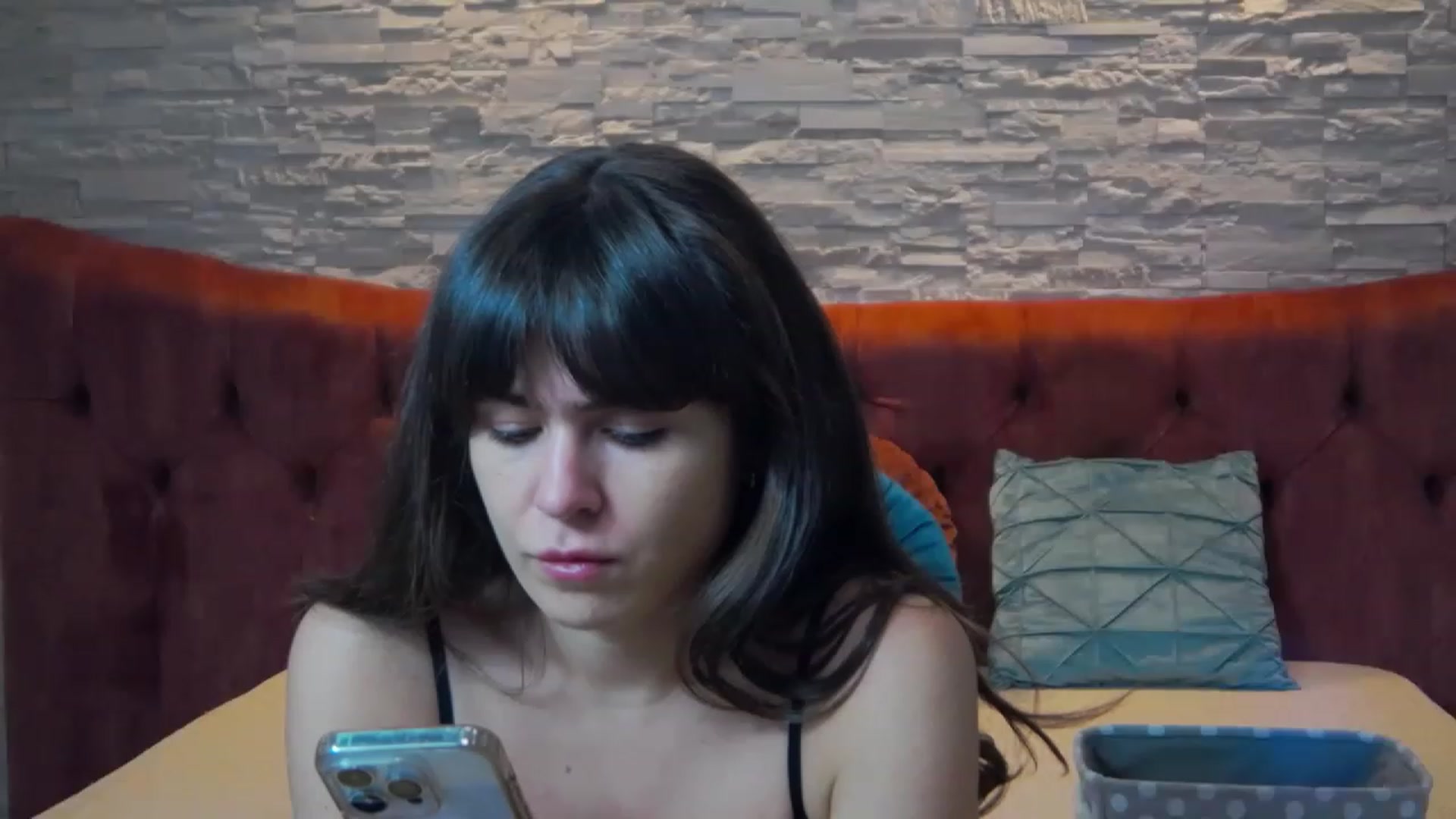 Gallery image thumbnail from SparklingN's myfreecams stream on, 03/13/2023, 17:18 image 7 of 20
