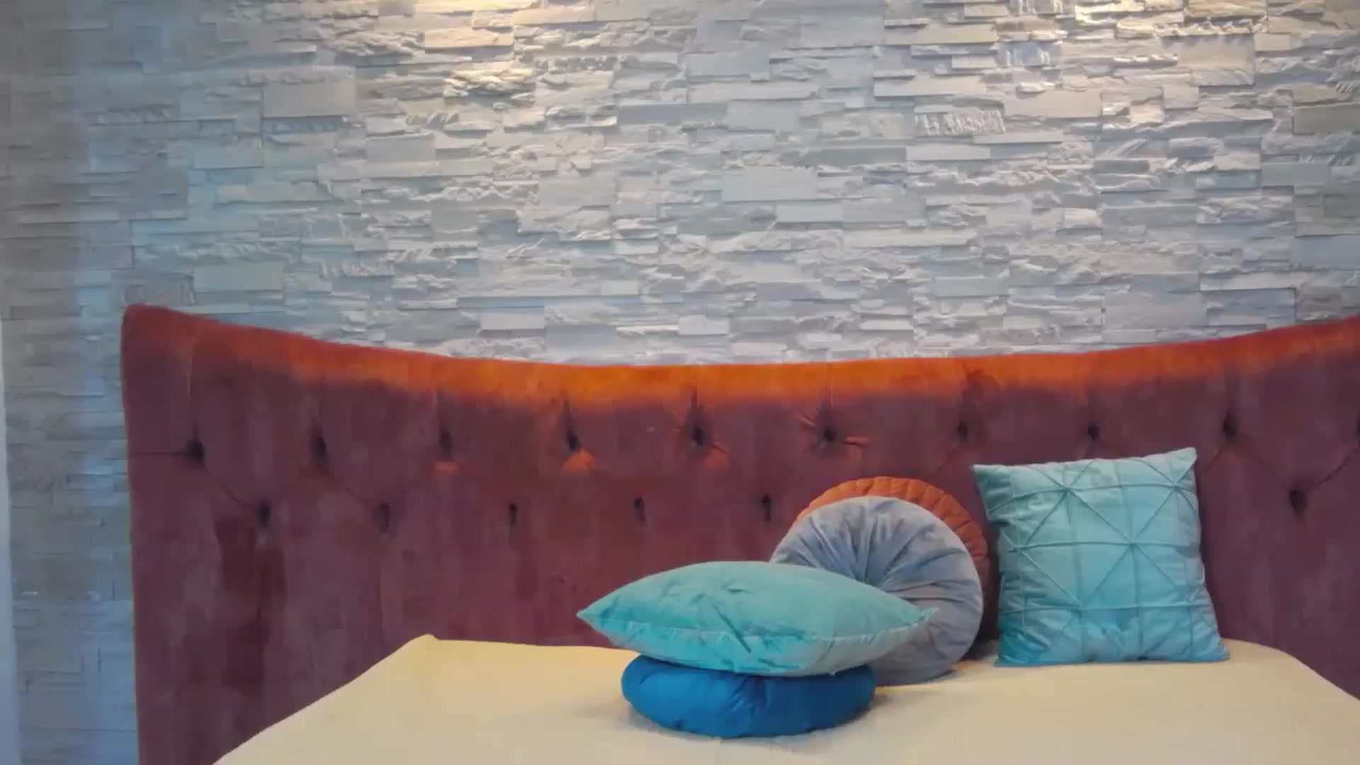 Gallery image thumbnail from SparklingN's myfreecams stream on, 03/16/2023, 13:23 image 19 of 20