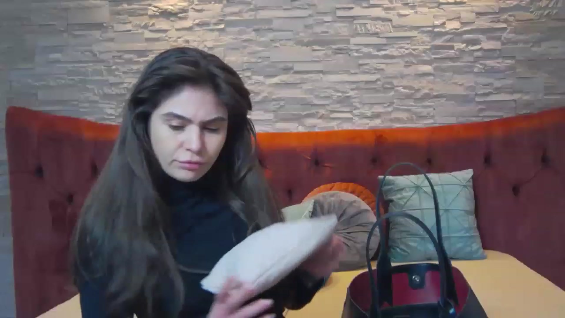 Gallery image thumbnail from SparklingN's myfreecams stream on, 03/16/2023, 16:11 image 16 of 20