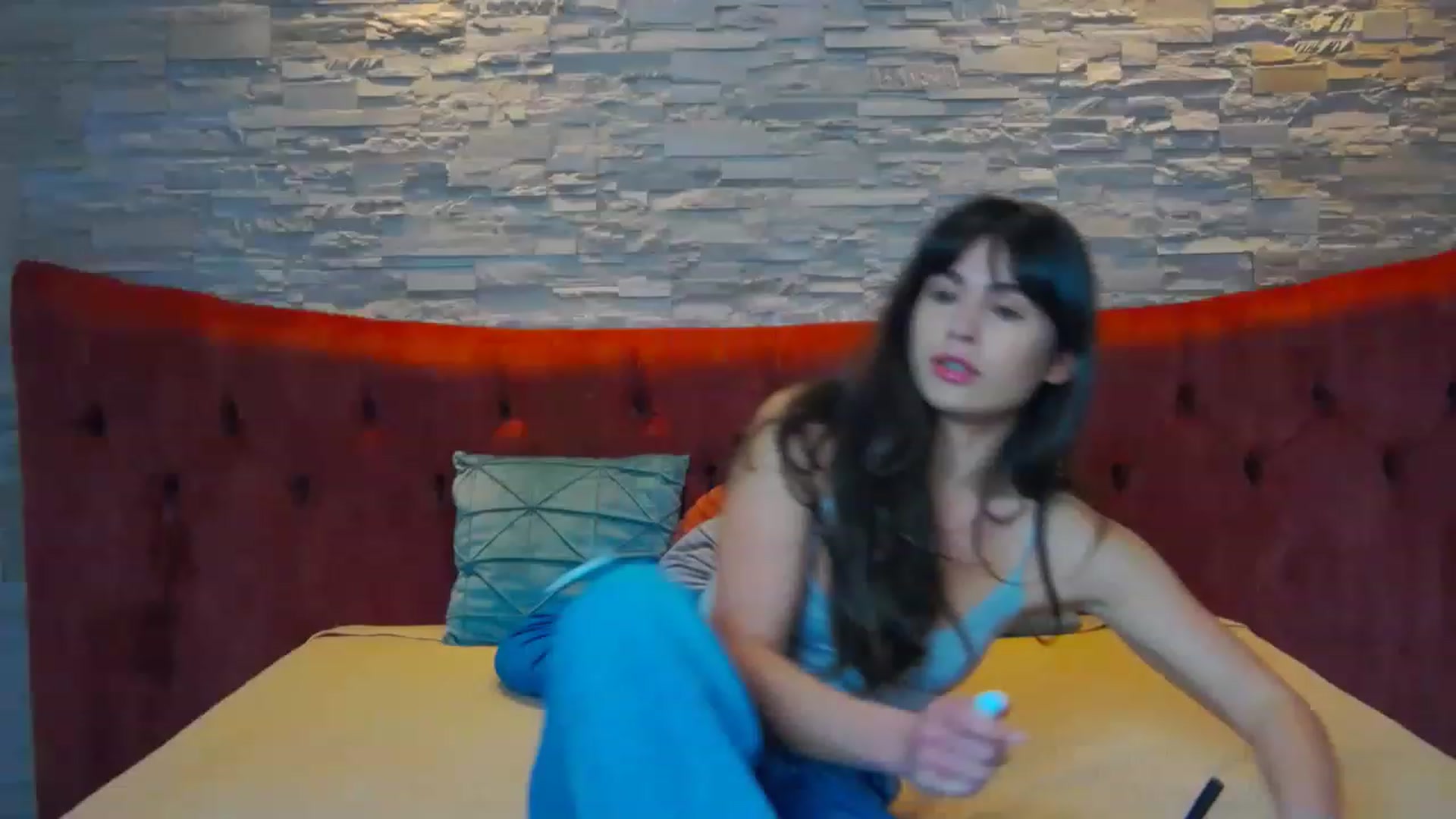 Gallery image thumbnail from SparklingN's myfreecams stream on, 03/30/2023, 15:37 image 6 of 20