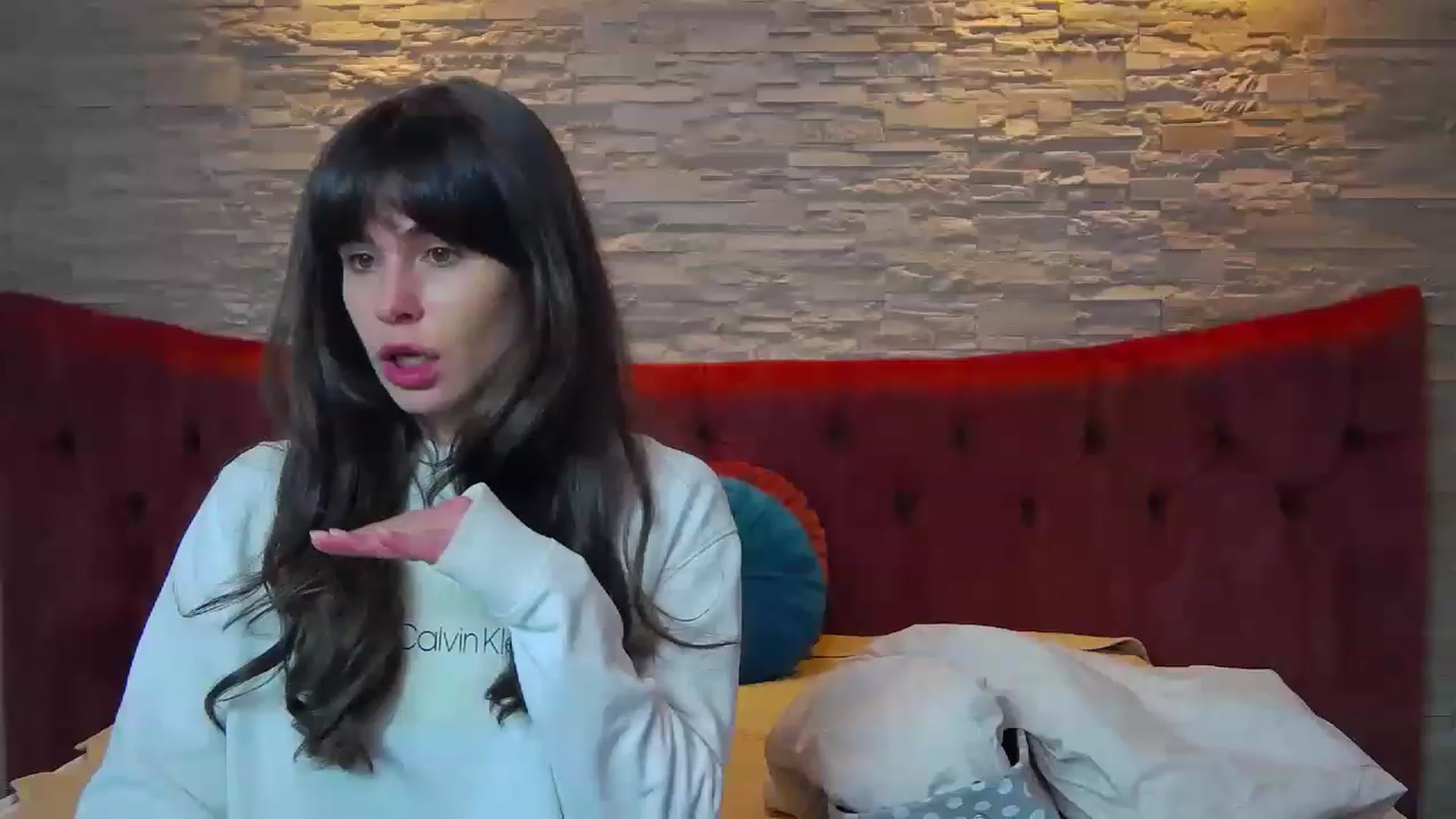 Gallery image thumbnail from SparklingN's myfreecams stream on, 03/31/2023, 11:57 image 10 of 20