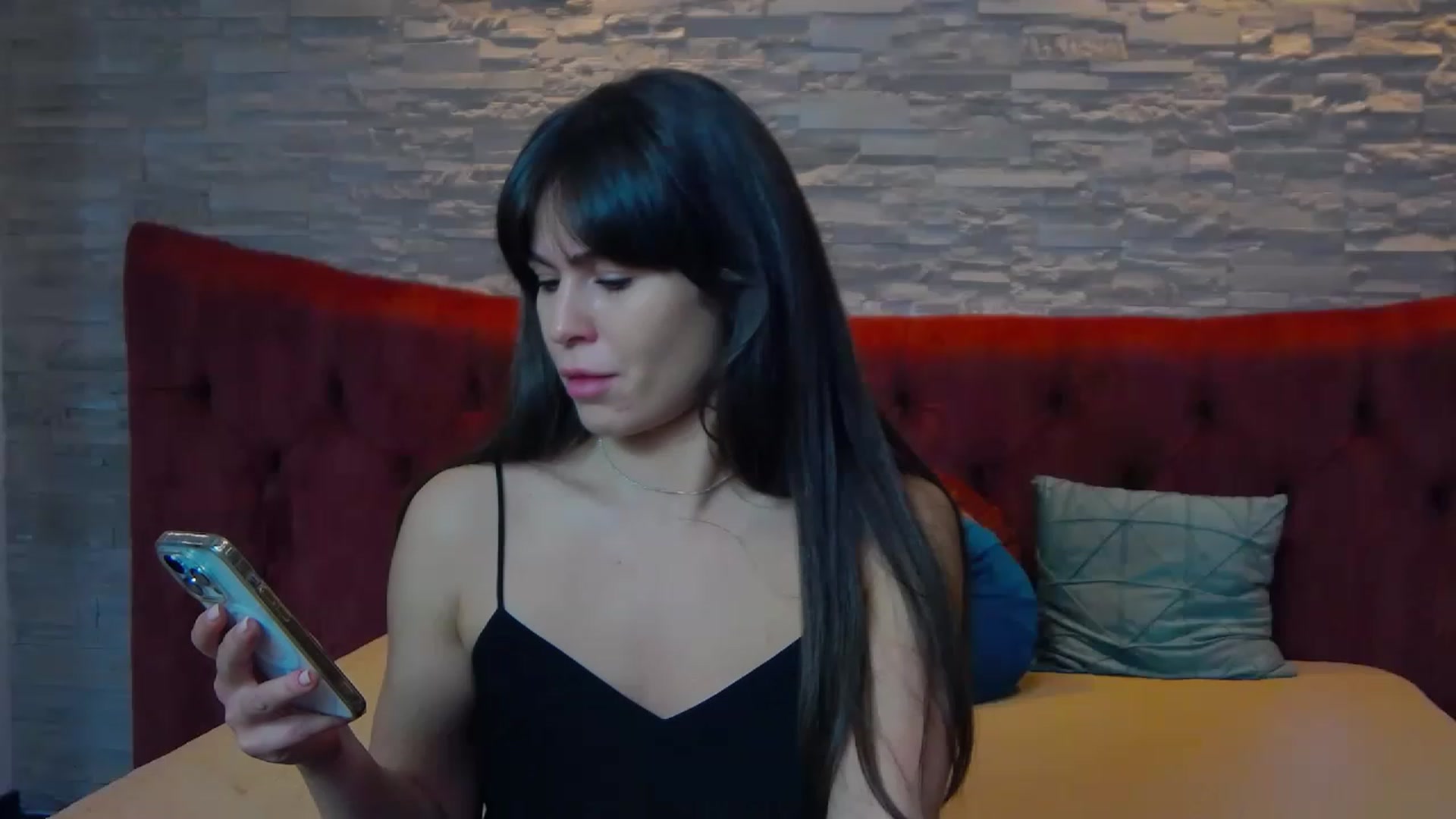 Gallery image thumbnail from SparklingN's myfreecams stream on, 04/11/2023, 16:22 image 1 of 20