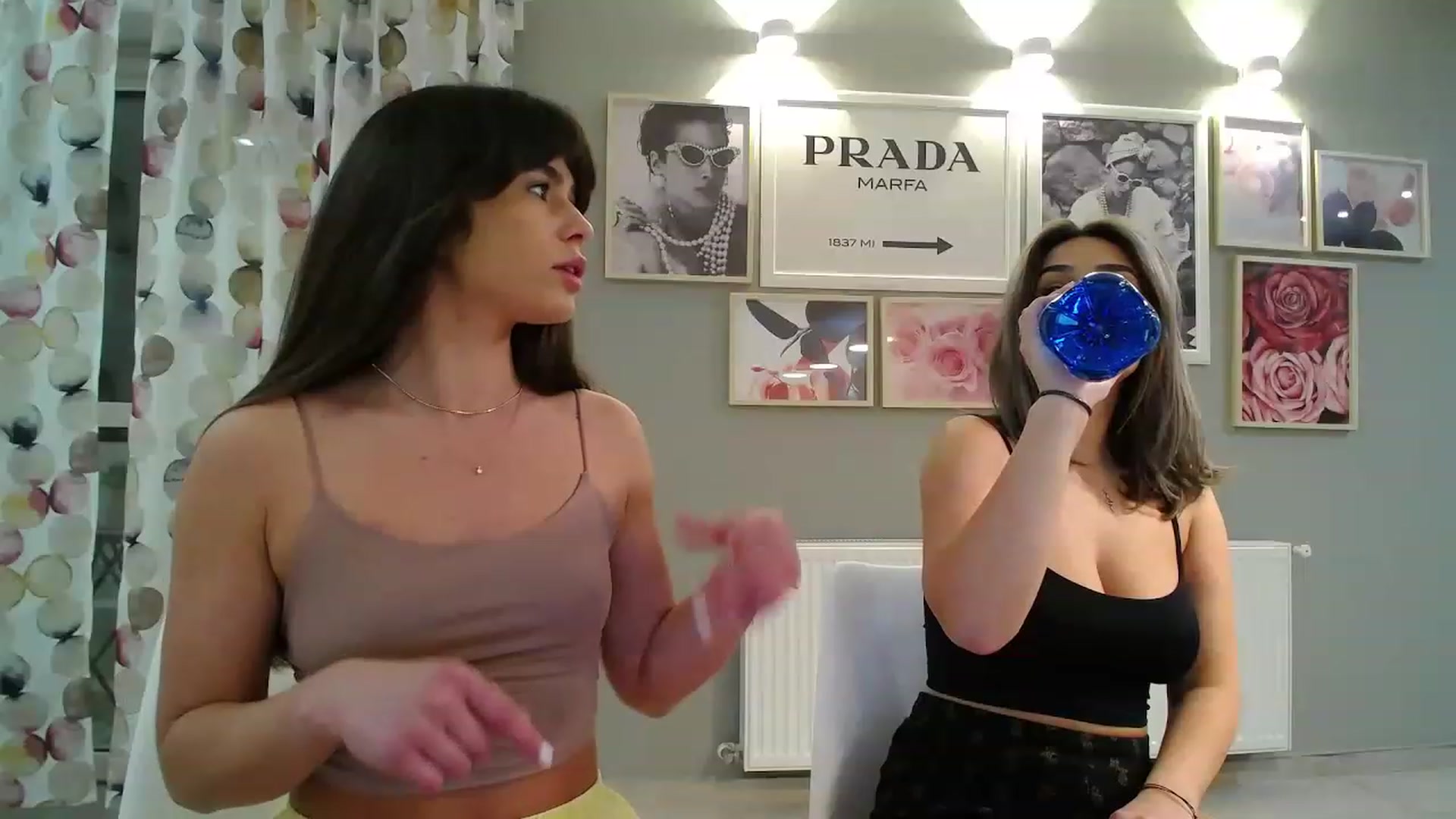 Gallery image thumbnail from SparklingN's myfreecams stream on, 04/13/2023, 19:32 image 19 of 20