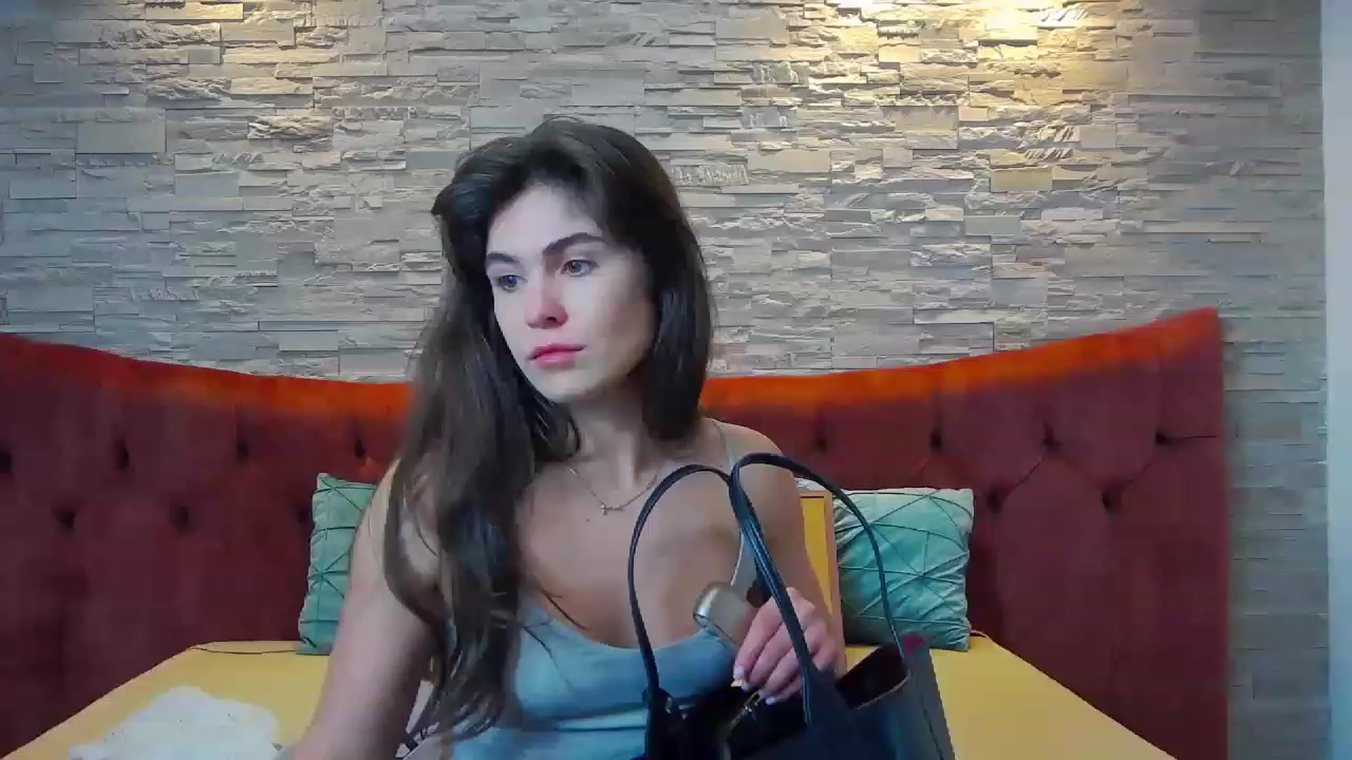 Gallery image thumbnail from SparklingN's myfreecams stream on, 05/08/2023, 17:23 image 17 of 20