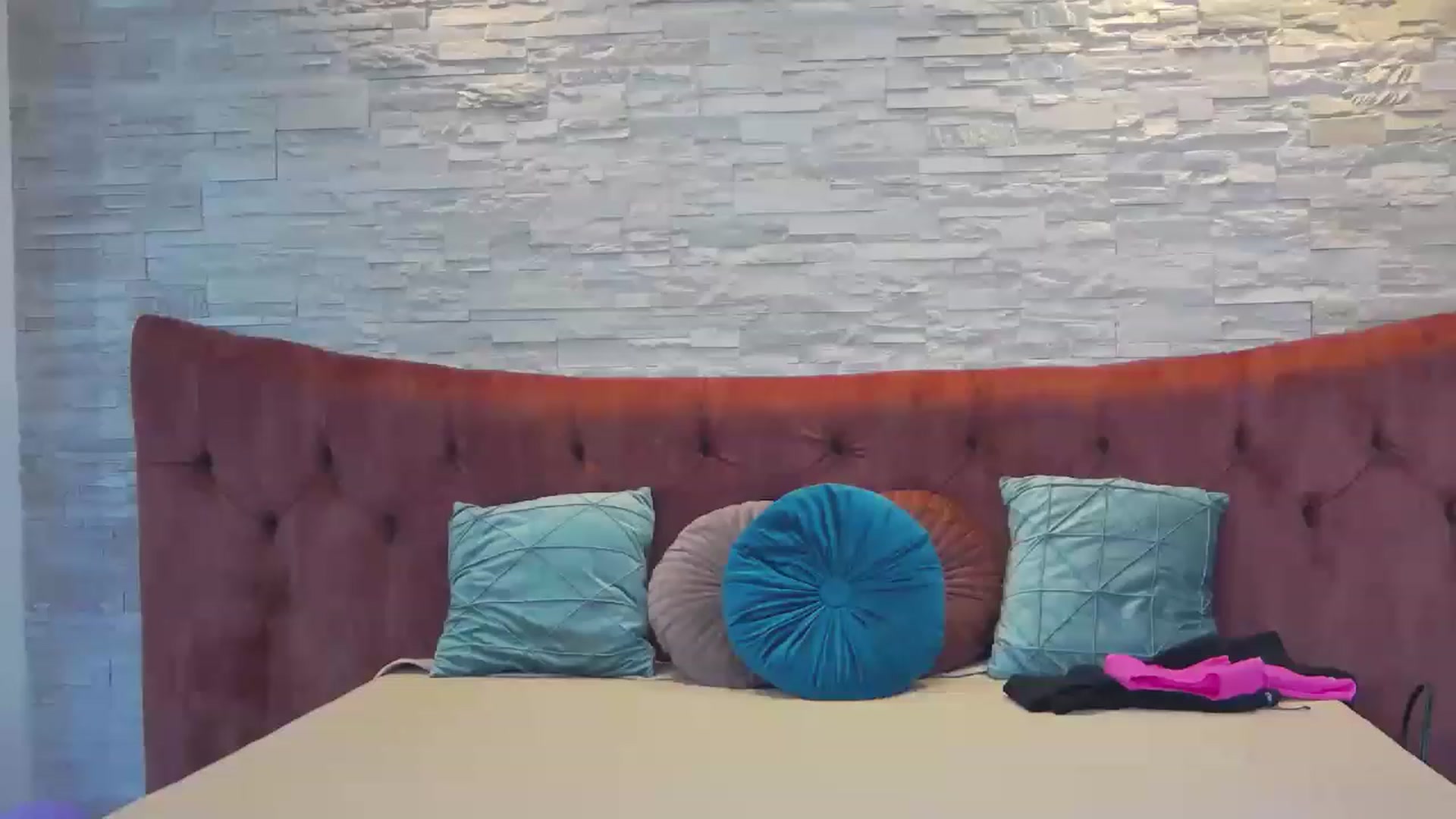 Gallery image thumbnail from SparklingN's myfreecams stream on, 05/11/2023, 12:23 image 8 of 20
