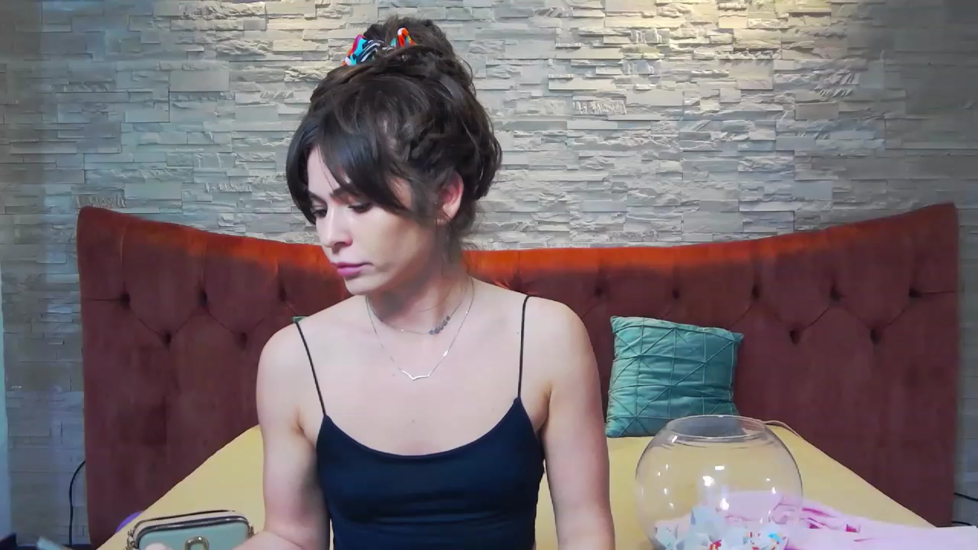 Gallery image thumbnail from SparklingN's myfreecams stream on, 05/29/2023, 17:16 image 7 of 20