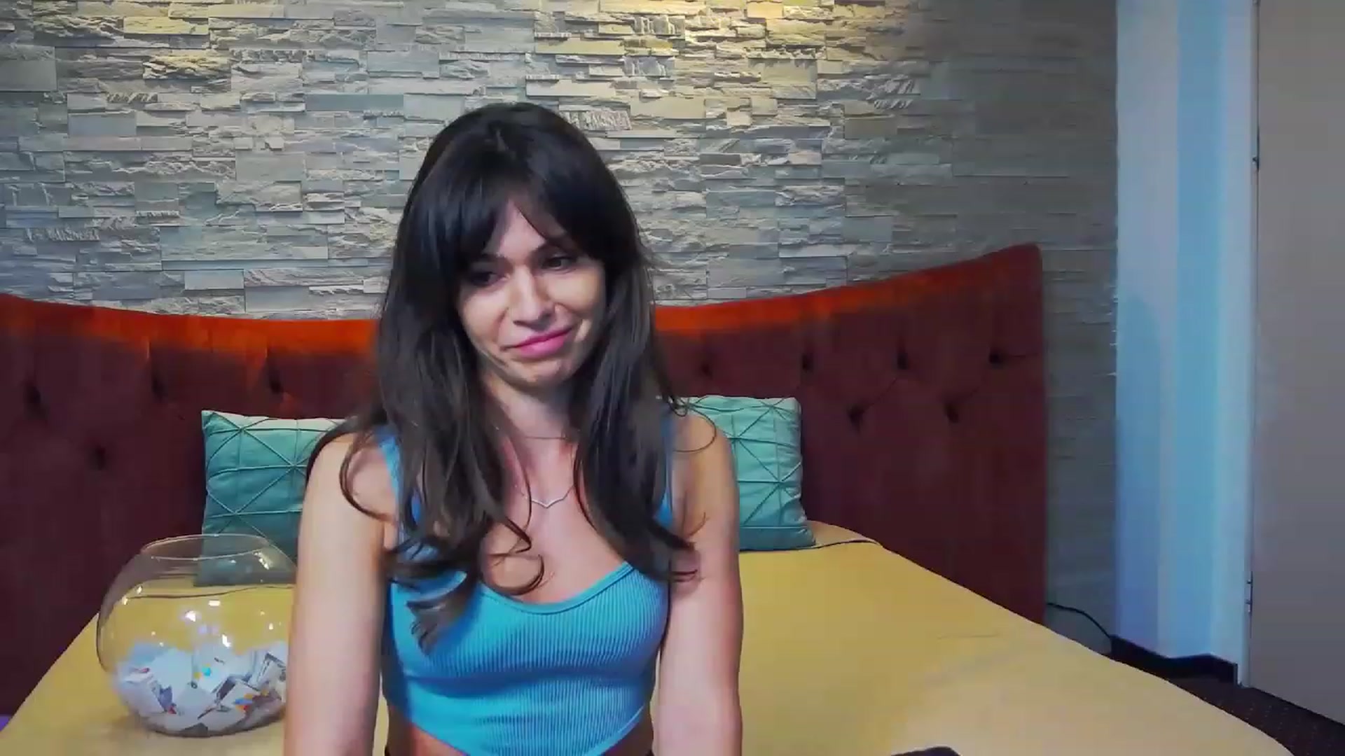 Gallery image thumbnail from SparklingN's myfreecams stream on, 06/01/2023, 15:06 image 12 of 20