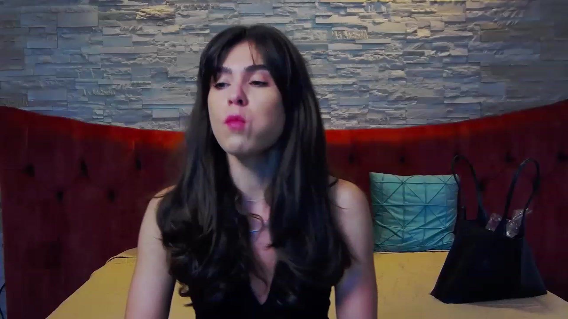 Gallery image thumbnail from SparklingN's myfreecams stream on, 06/02/2023, 14:13 image 4 of 20