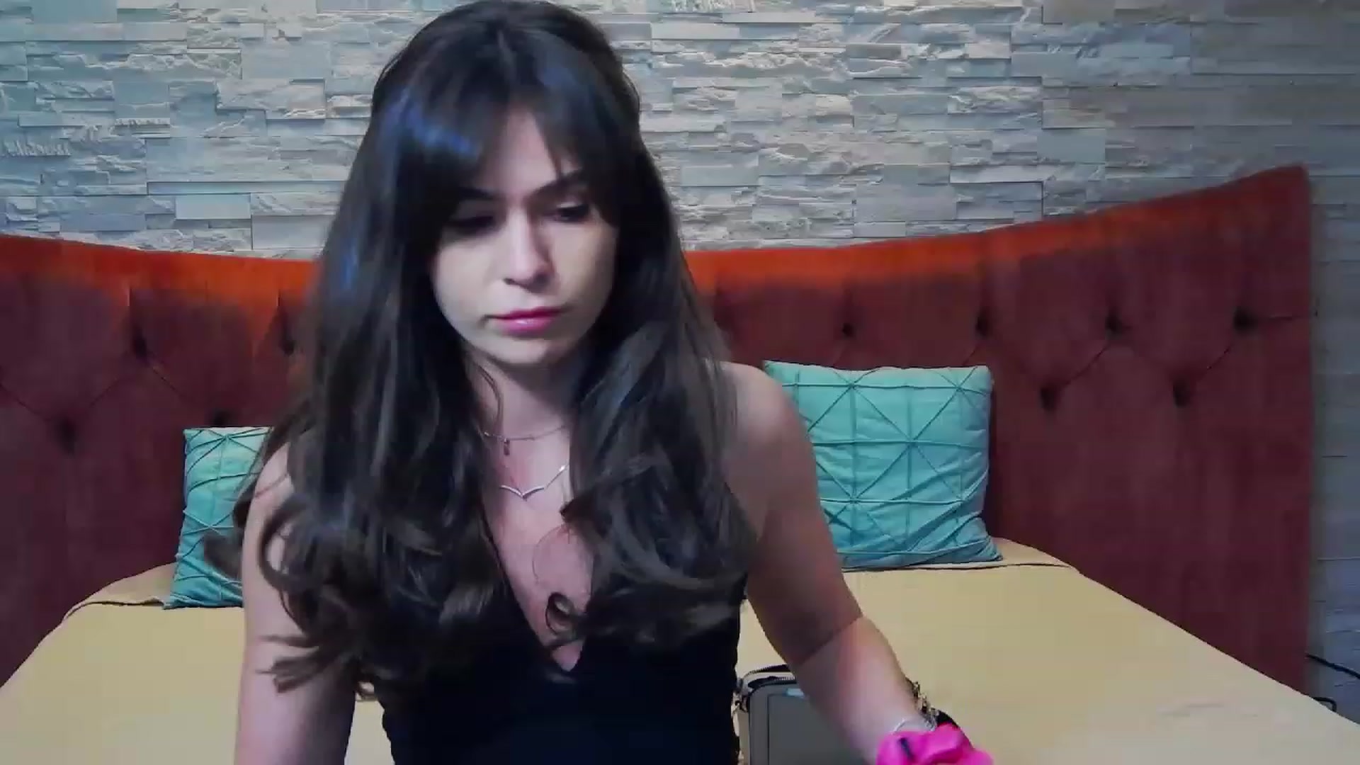 Gallery image thumbnail from SparklingN's myfreecams stream on, 06/02/2023, 17:02 image 16 of 20