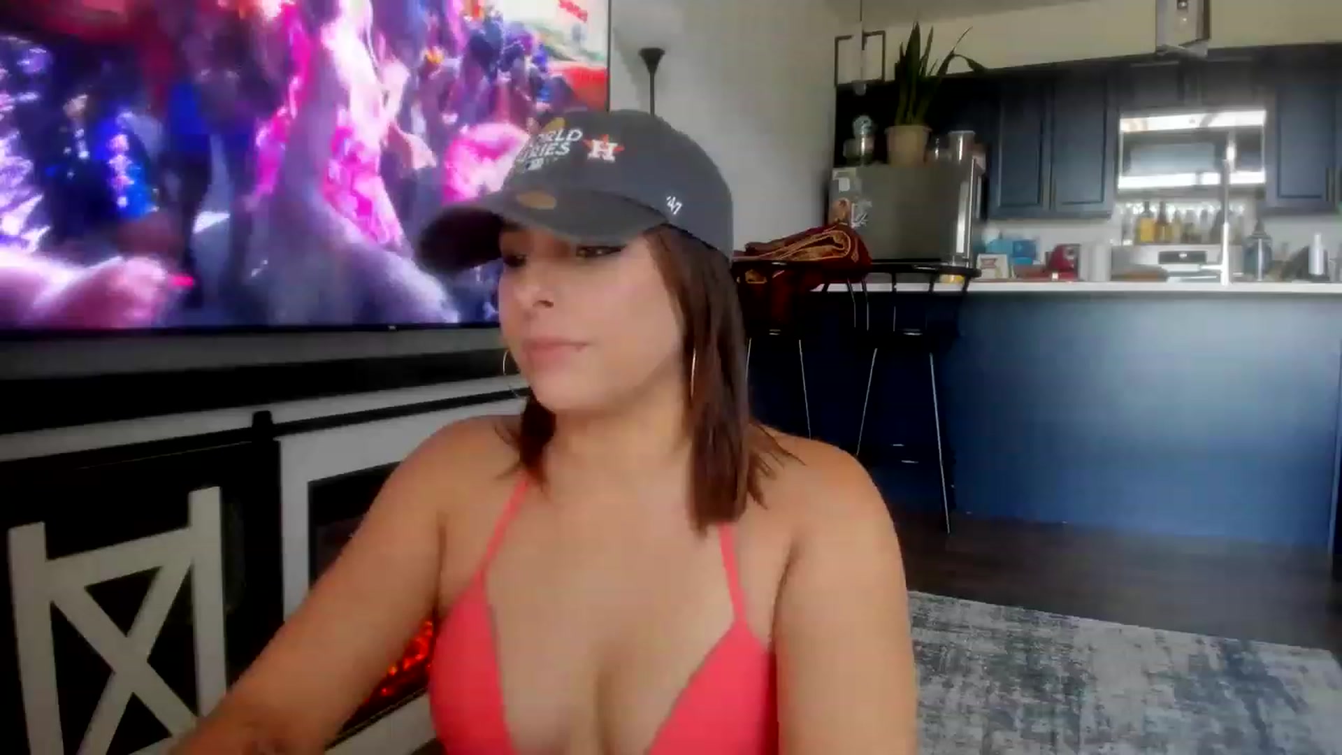 Gallery image thumbnail from SparklySays's myfreecams stream on, 05/31/2023, 18:14 image 2 of 20