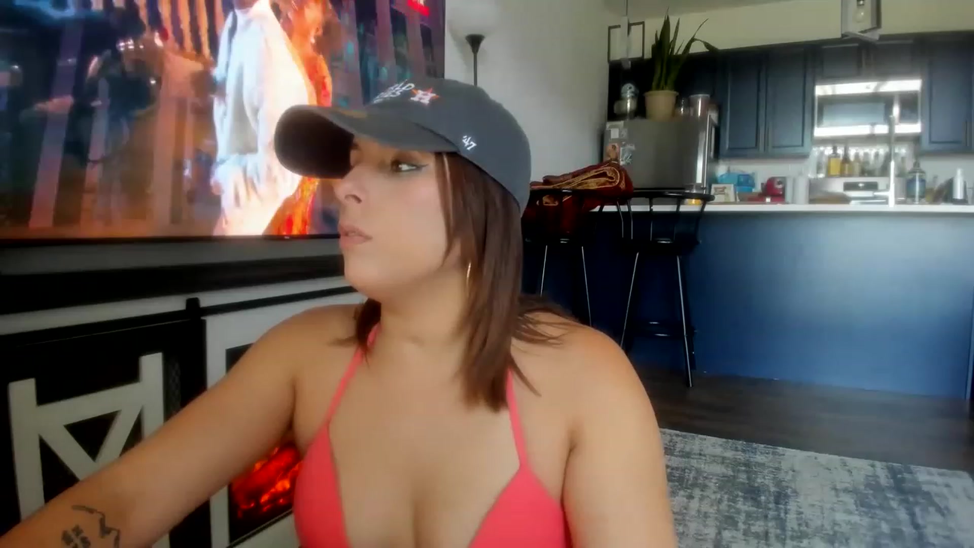 Gallery image thumbnail from SparklySays's myfreecams stream on, 05/31/2023, 18:14 image 1 of 20