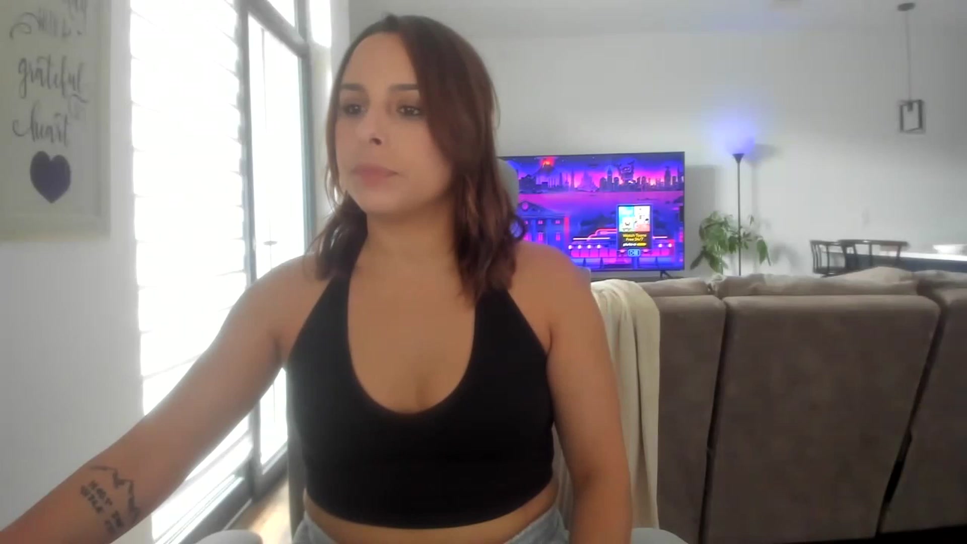 Gallery image thumbnail from SparklySays's myfreecams stream on, 06/14/2023, 15:22 image 19 of 20