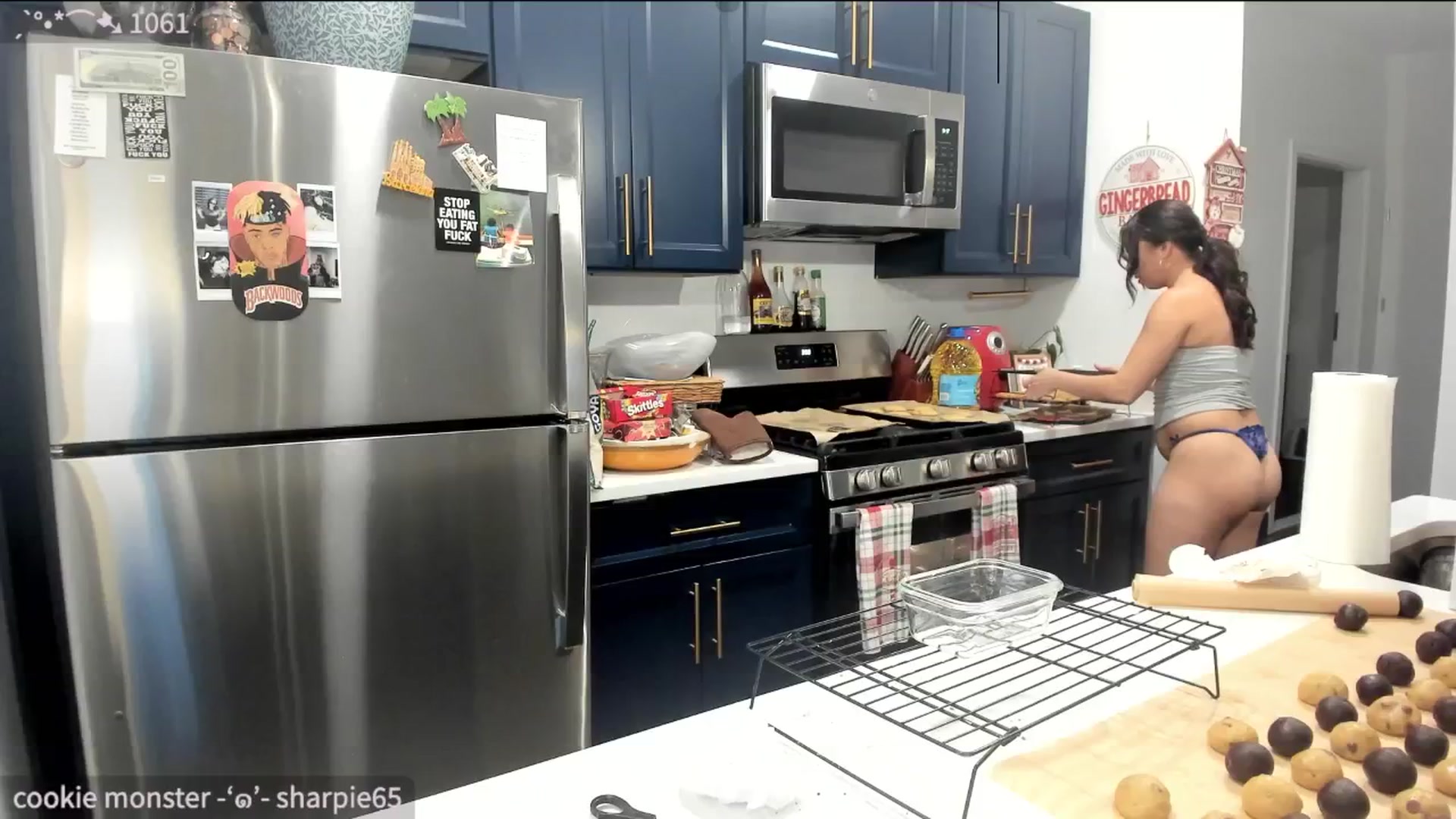 Gallery image thumbnail from SparklySays's myfreecams stream on, 12/28/2024, 24:04 image 8 of 20