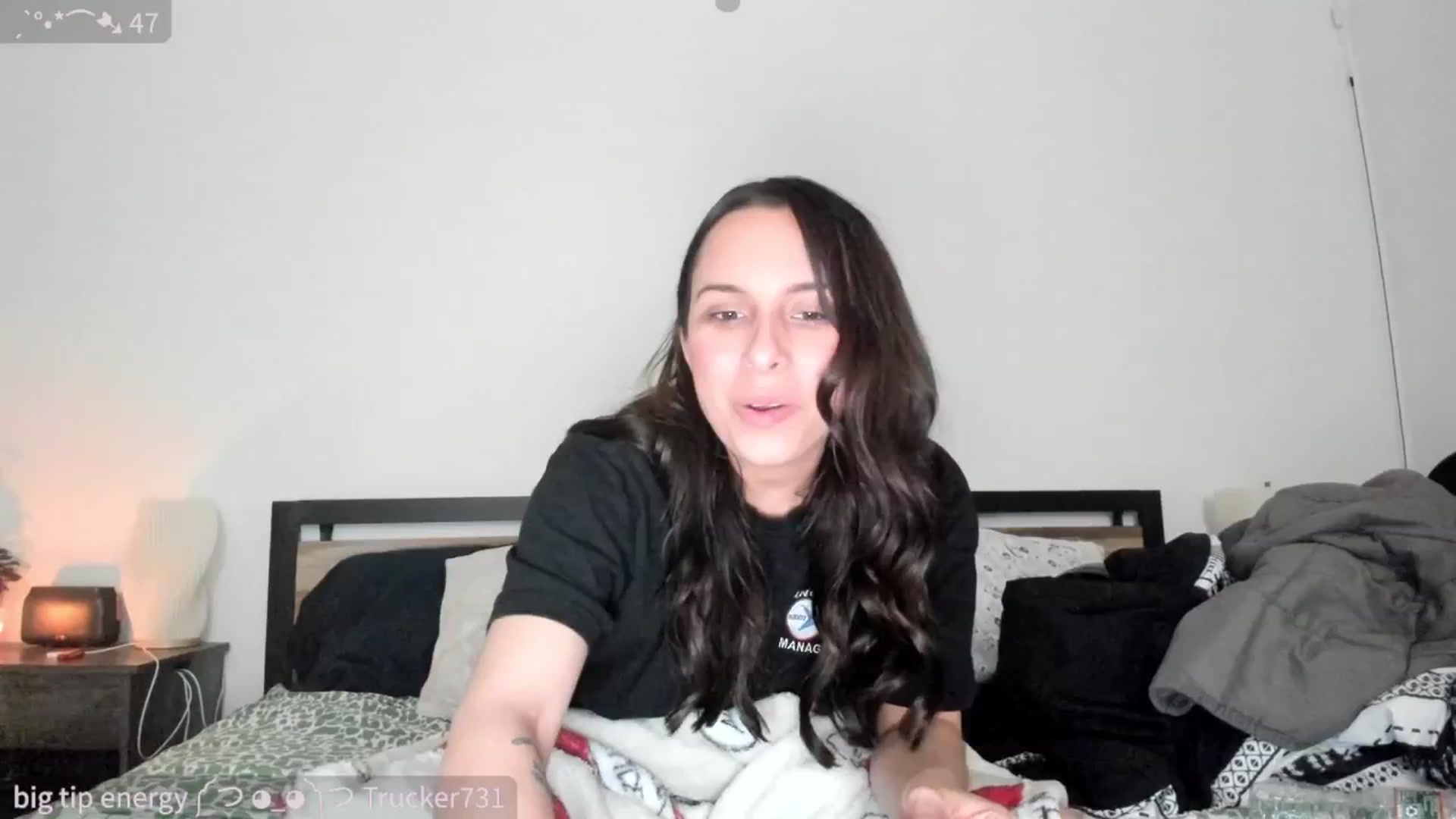 Gallery image thumbnail from SparklySays's myfreecams stream on, 04/02/2025, 09:37 image 4 of 20