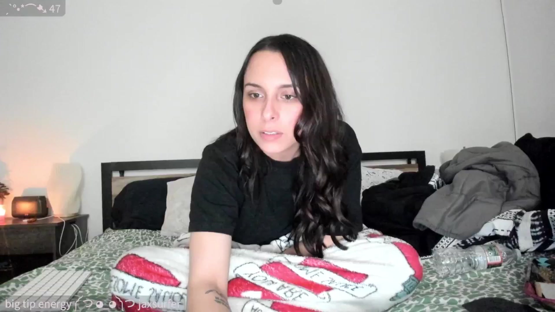 Gallery image thumbnail from SparklySays's myfreecams stream on, 04/02/2025, 09:37 image 13 of 20