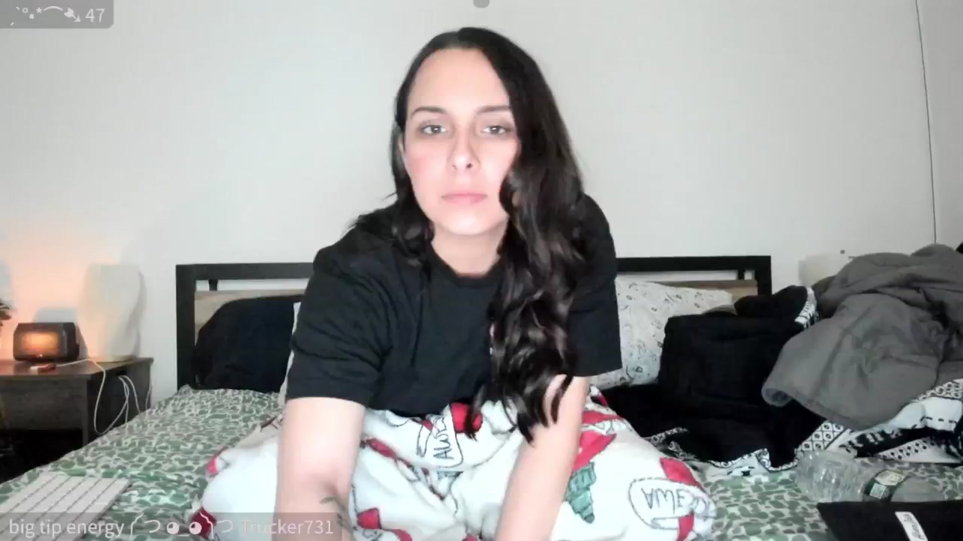 Gallery image thumbnail from SparklySays's myfreecams stream on, 04/02/2025, 09:37 image 1 of 20