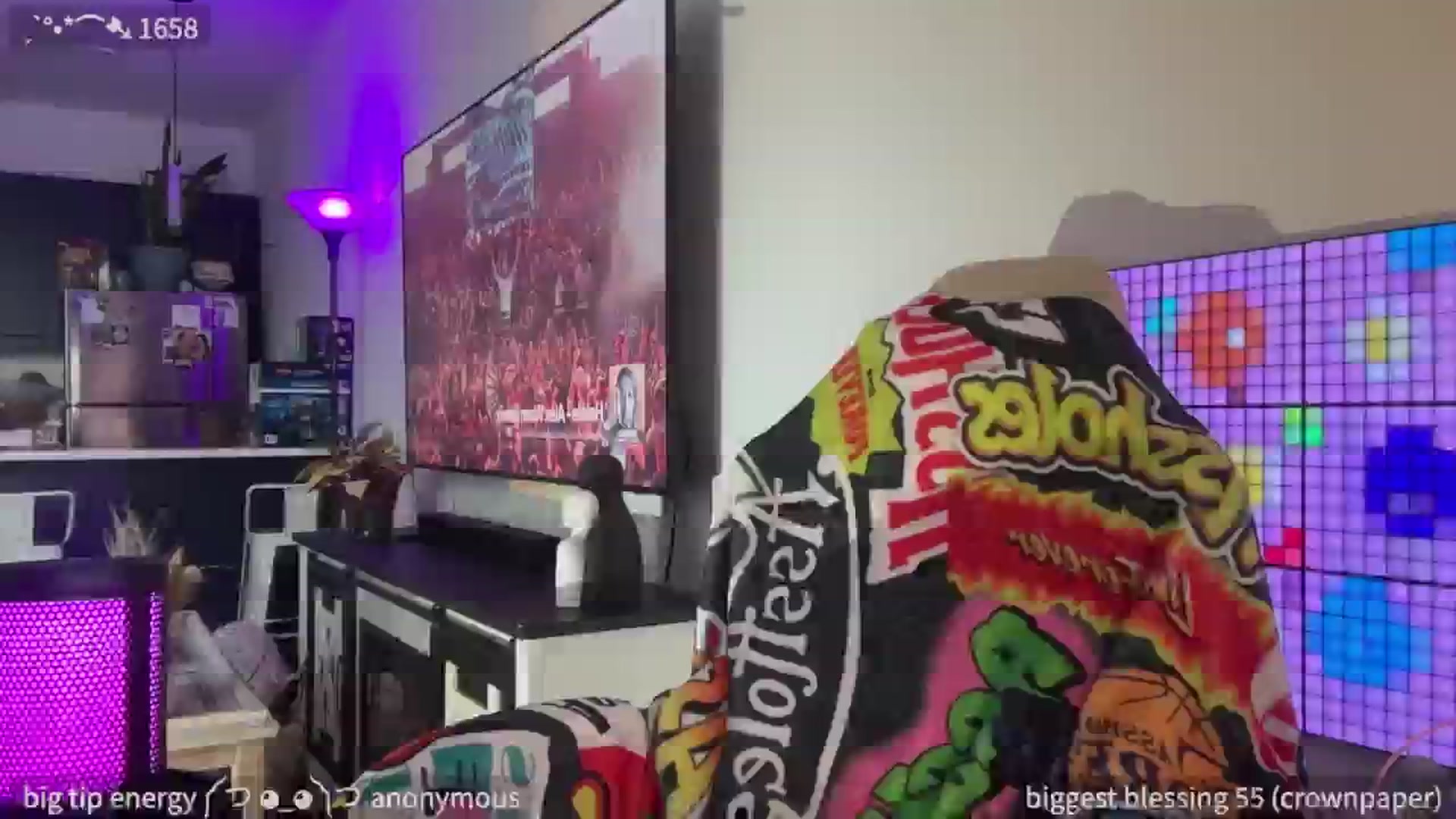 Gallery image thumbnail from SparklySays's myfreecams stream on, 05/29/2025, 19:24 image 18 of 20