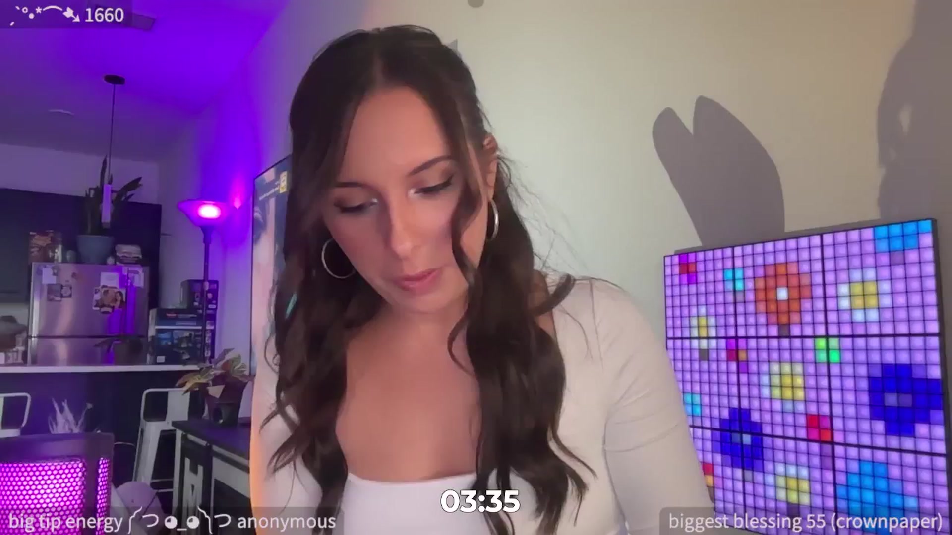 Gallery image thumbnail from SparklySays's myfreecams stream on, 05/29/2025, 19:24 image 5 of 20