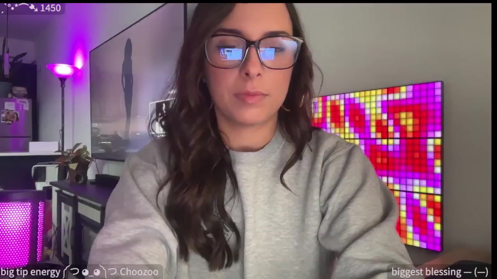 Gallery image thumbnail from SparklySays's myfreecams stream on, 06/16/2025, 17:07 image 1 of 20